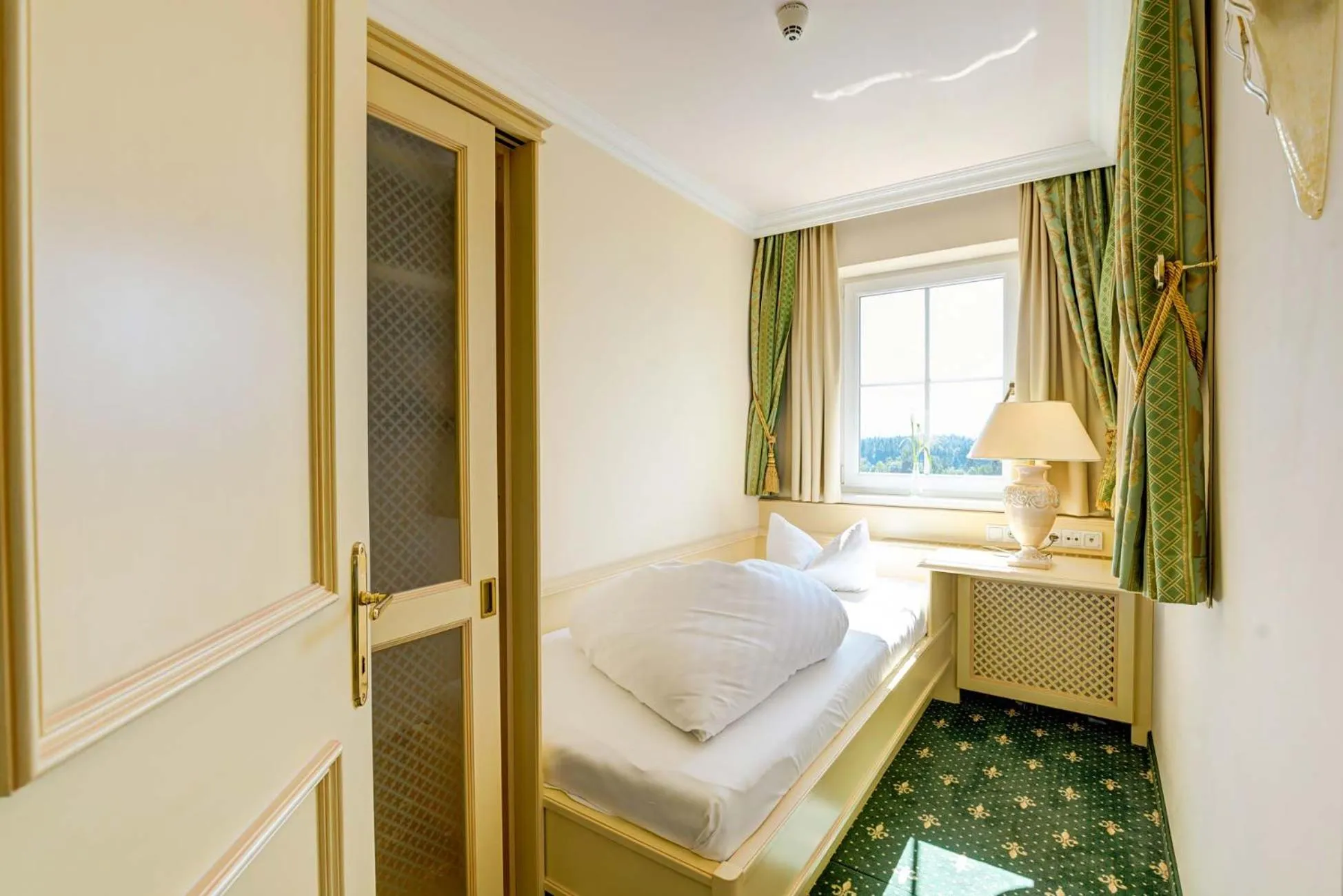 Bed in Alpenhotel Speckbacher Hof