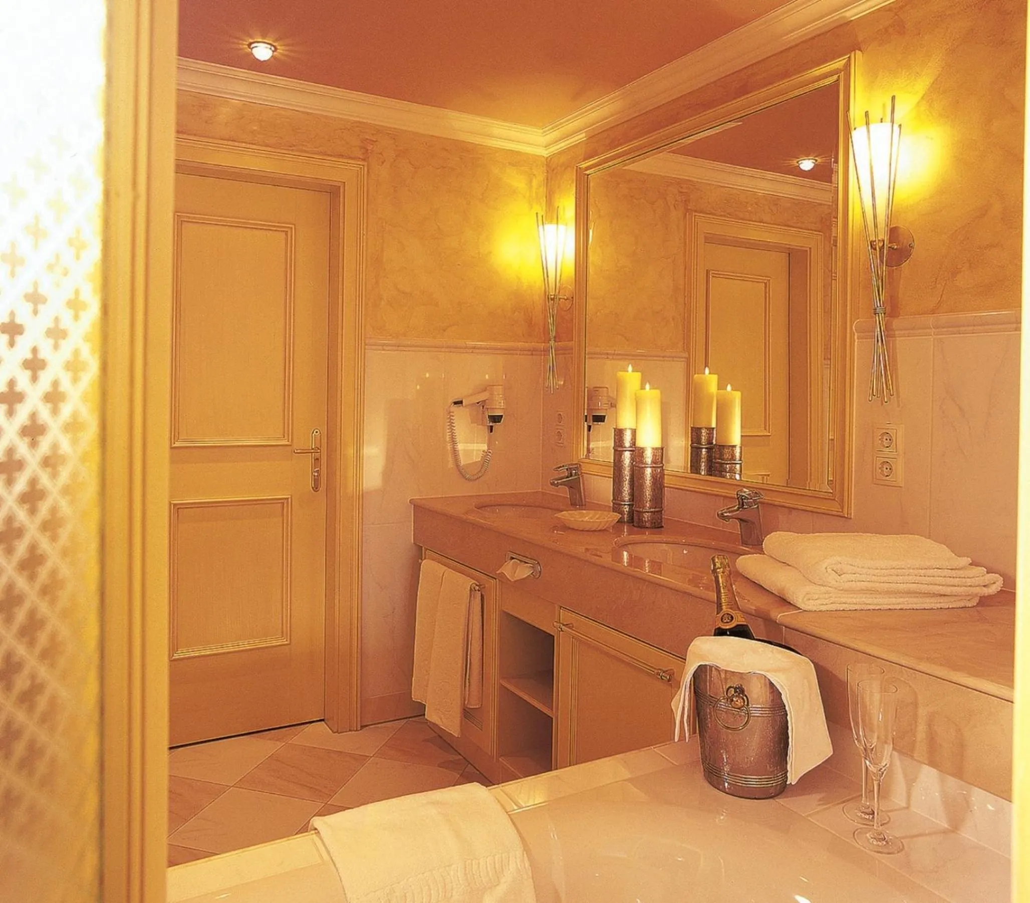 Bathroom in Alpenhotel Speckbacher Hof