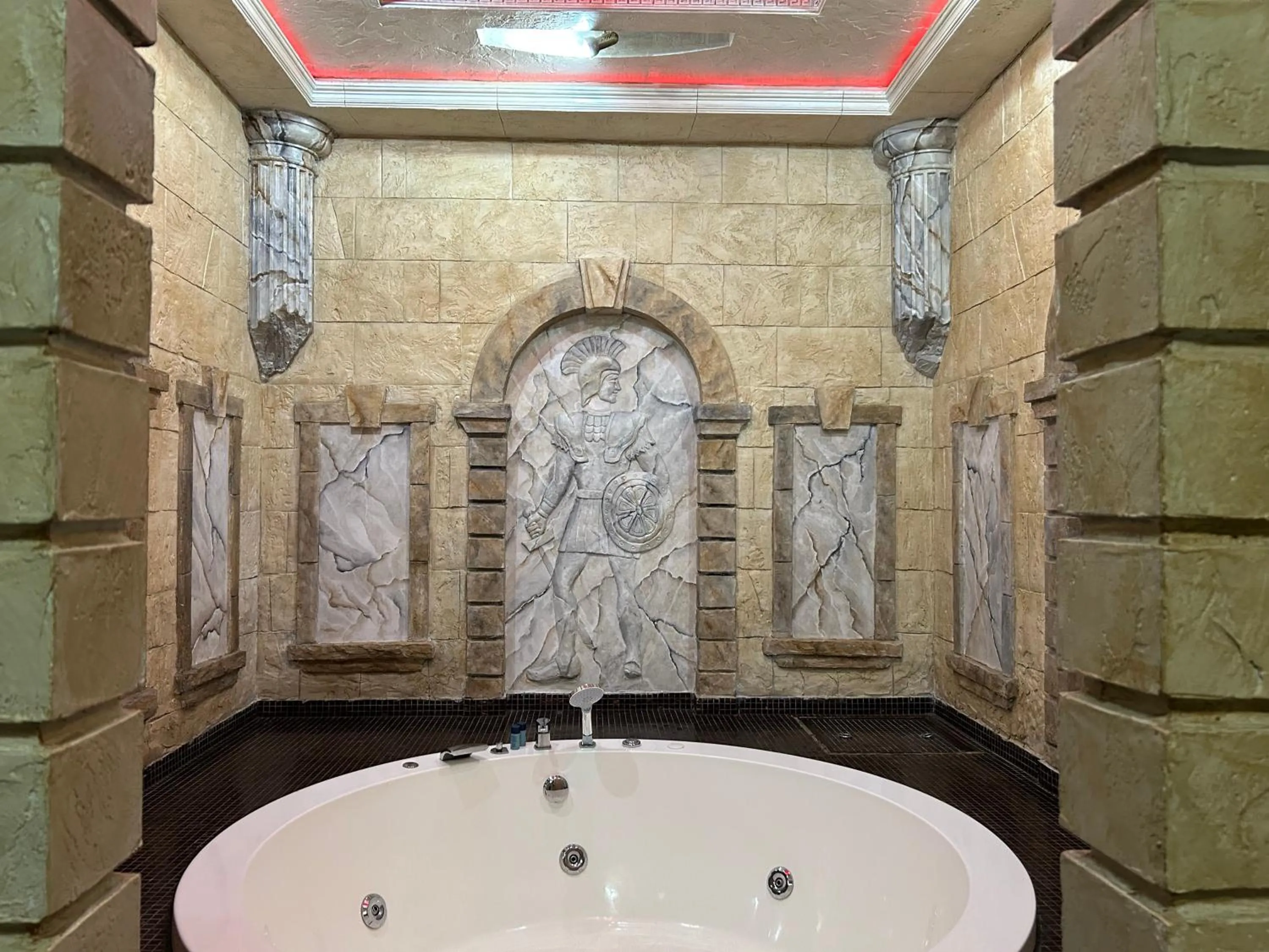 Bathroom in Hotel Roma & Tours