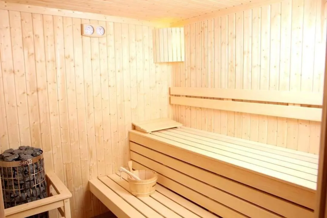 Deluxe Room in Hotel Roma & Tours