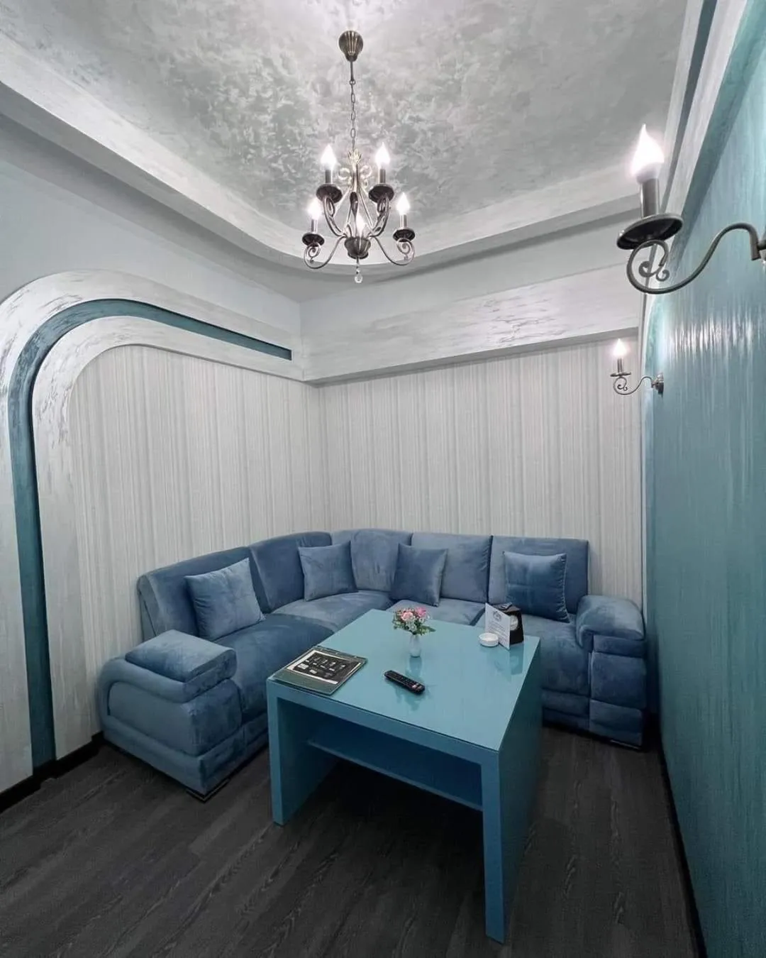 Suite with Parking - single occupancy in Hotel Roma & Tours