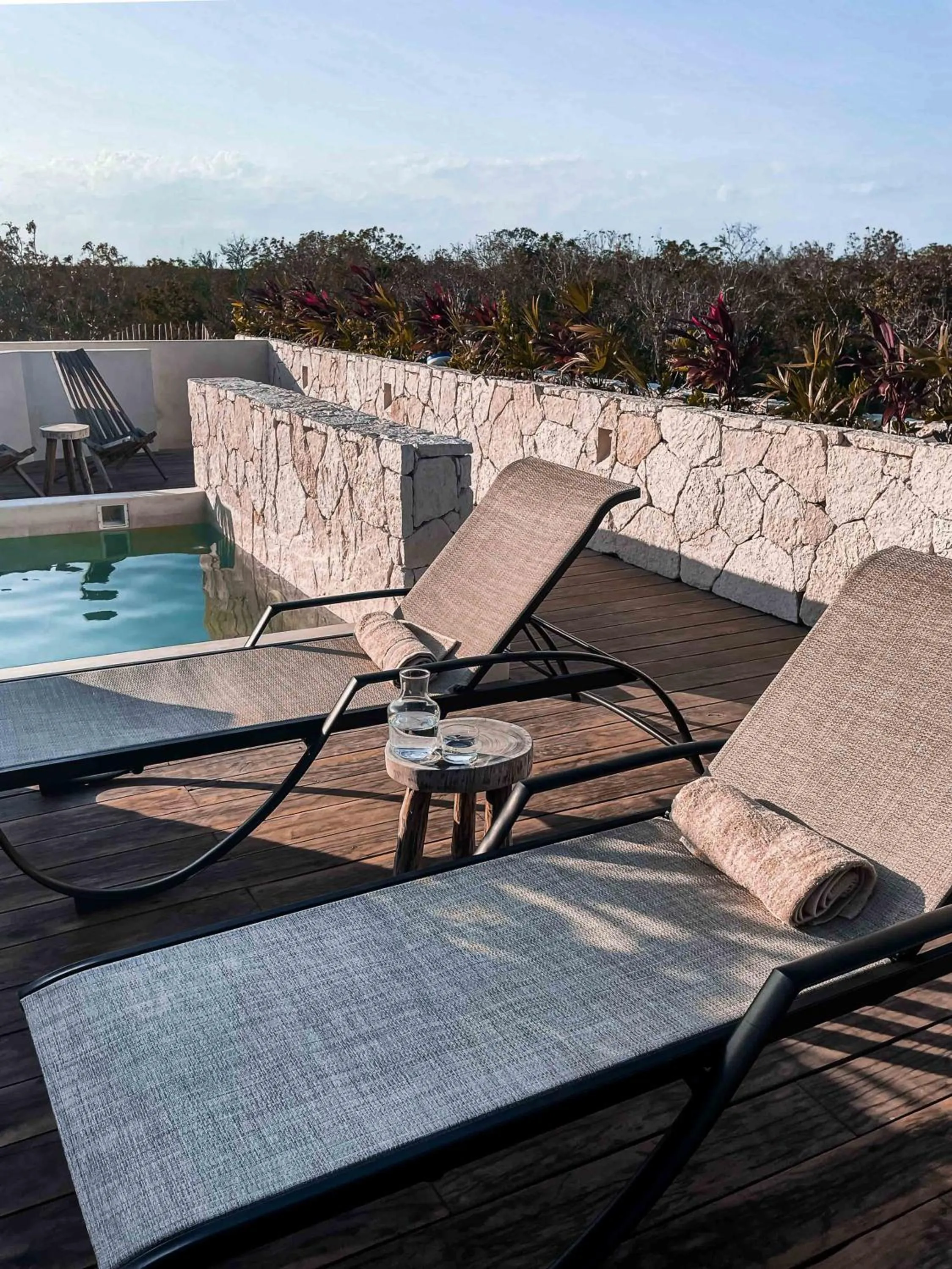 Property building in Vida Jungle Boho Apart 9 with special fee to access Hotel Bardo