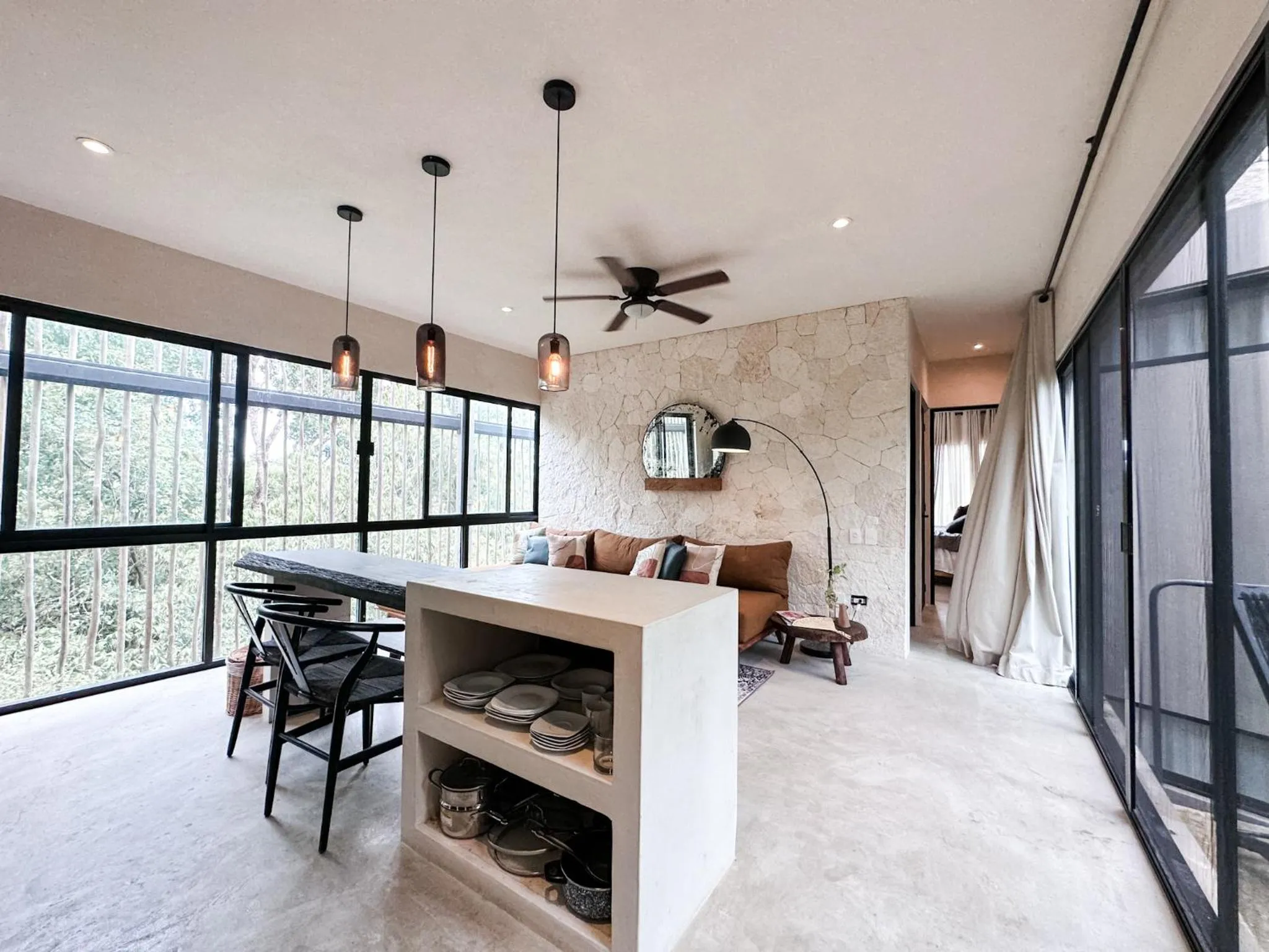 Living room in Vida Jungle Boho Apart 14 with special fee to access Hotel Bardo