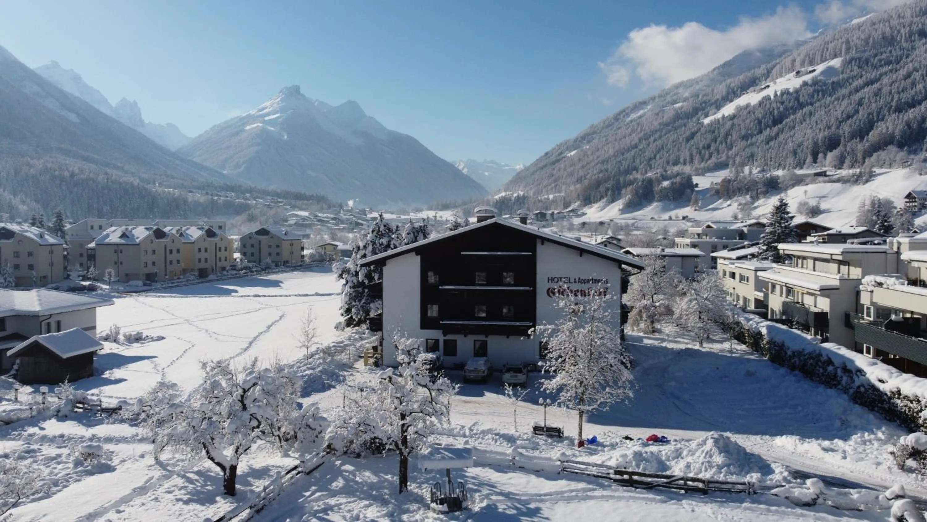 Property building in Hotel Eschenhof & Apartments