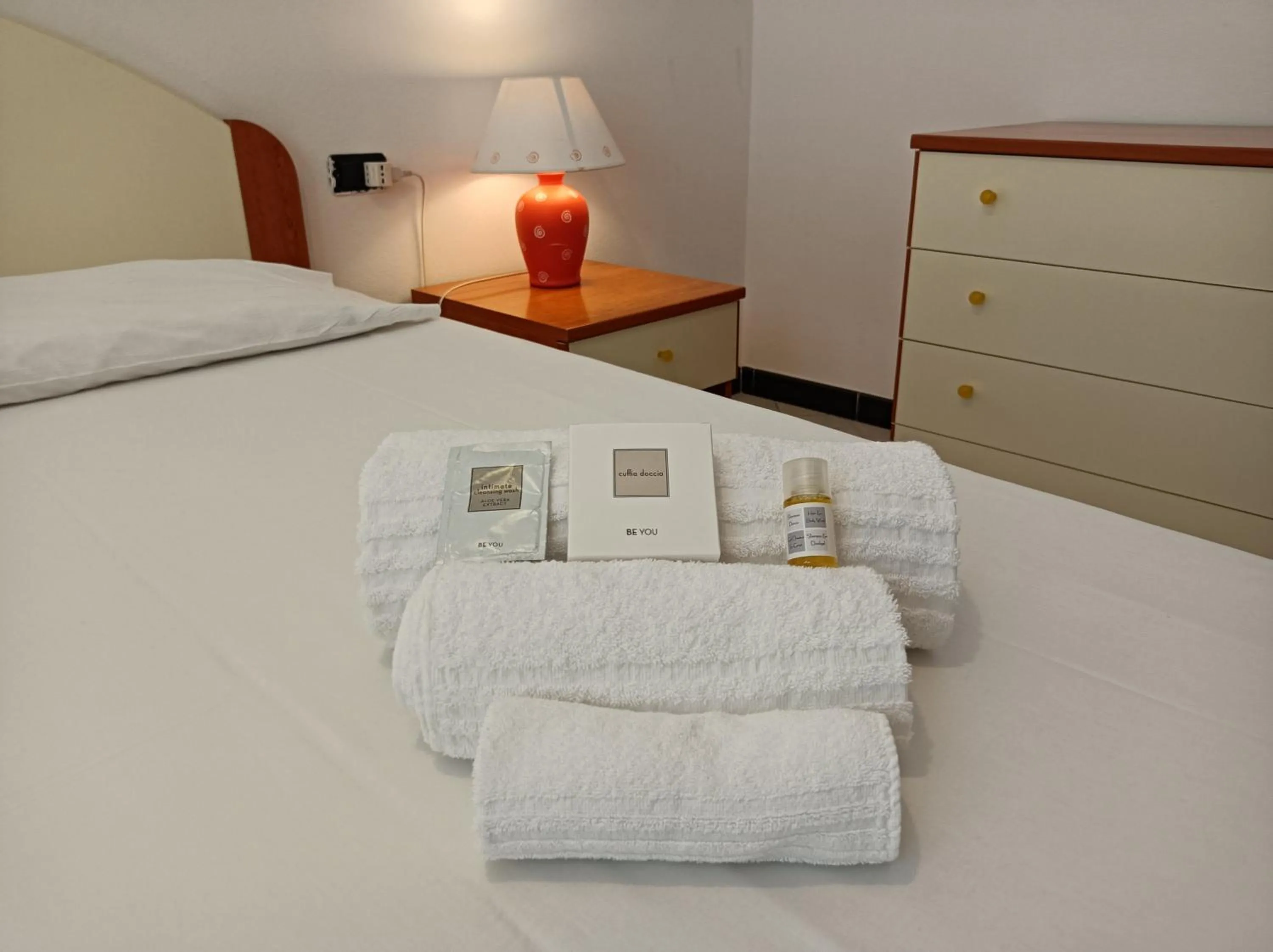 Bedroom, Bed in CasaGiulia Calasetta