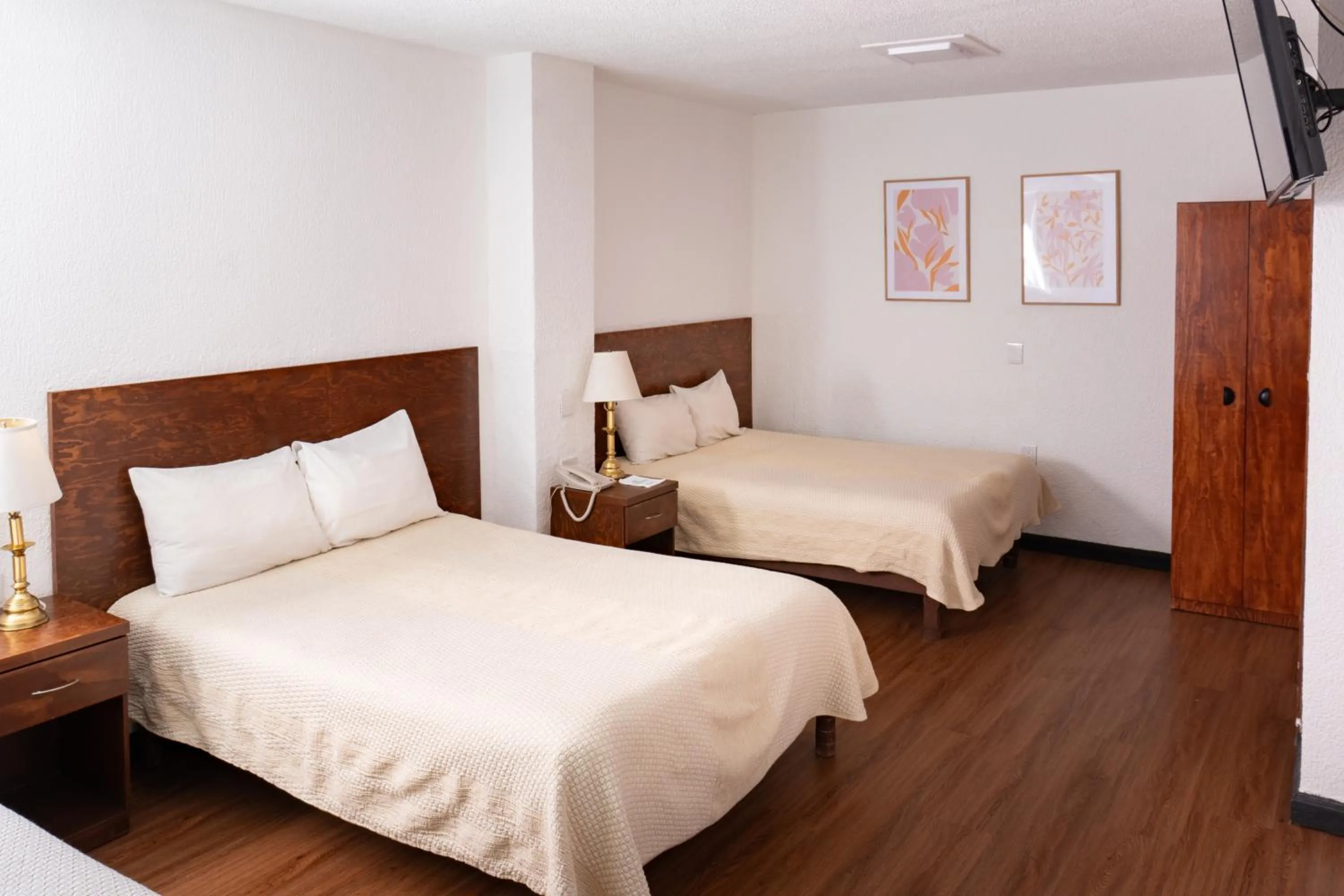 Bed in Hotel Casablanca