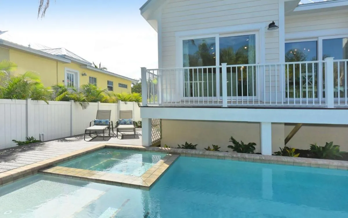 Seahorse Beach House by Beach Retreats