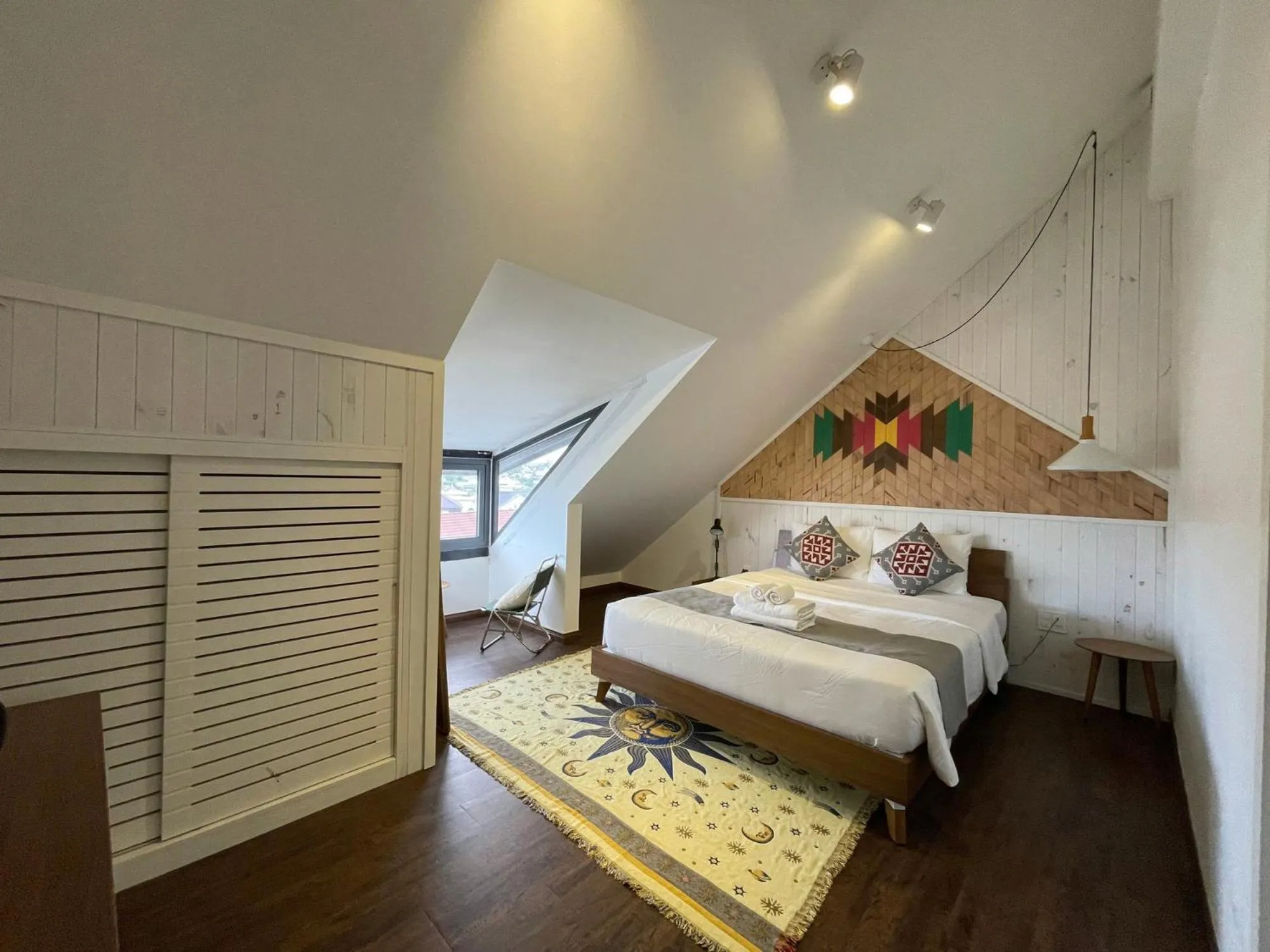 Bed in The Scent Boutique Dalat Hotel