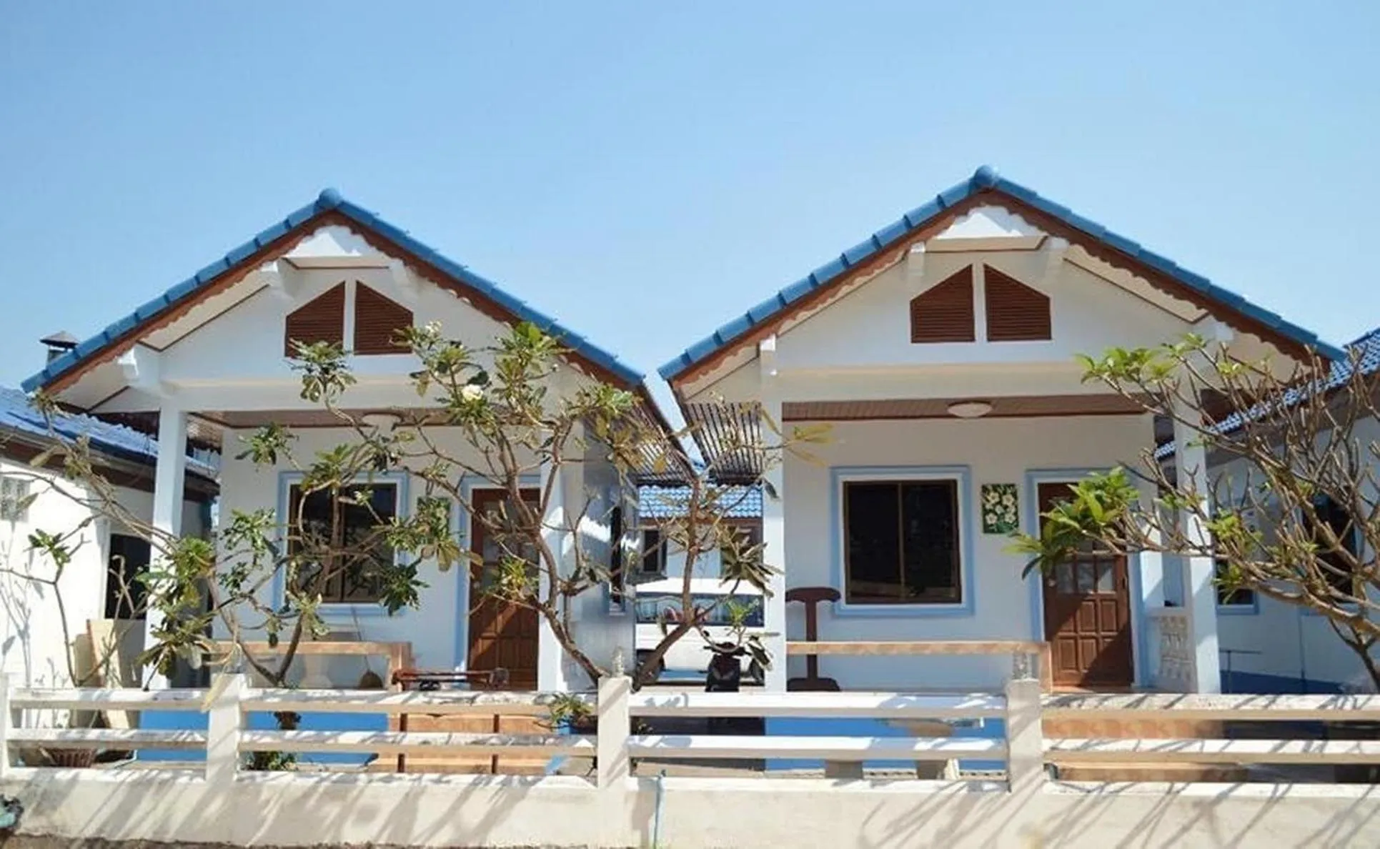 Property building in Pama Resort