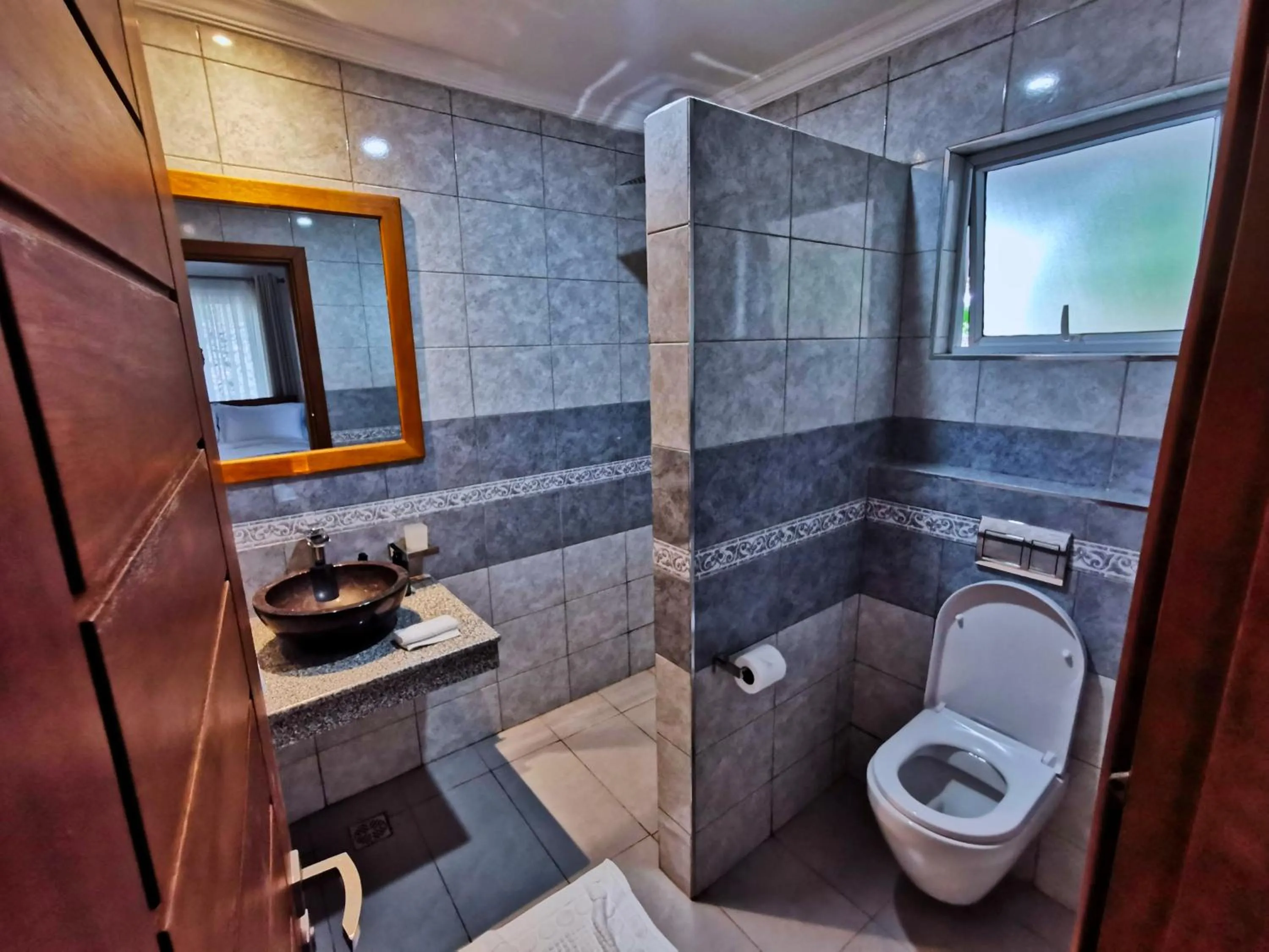 Searenity Beach Villa