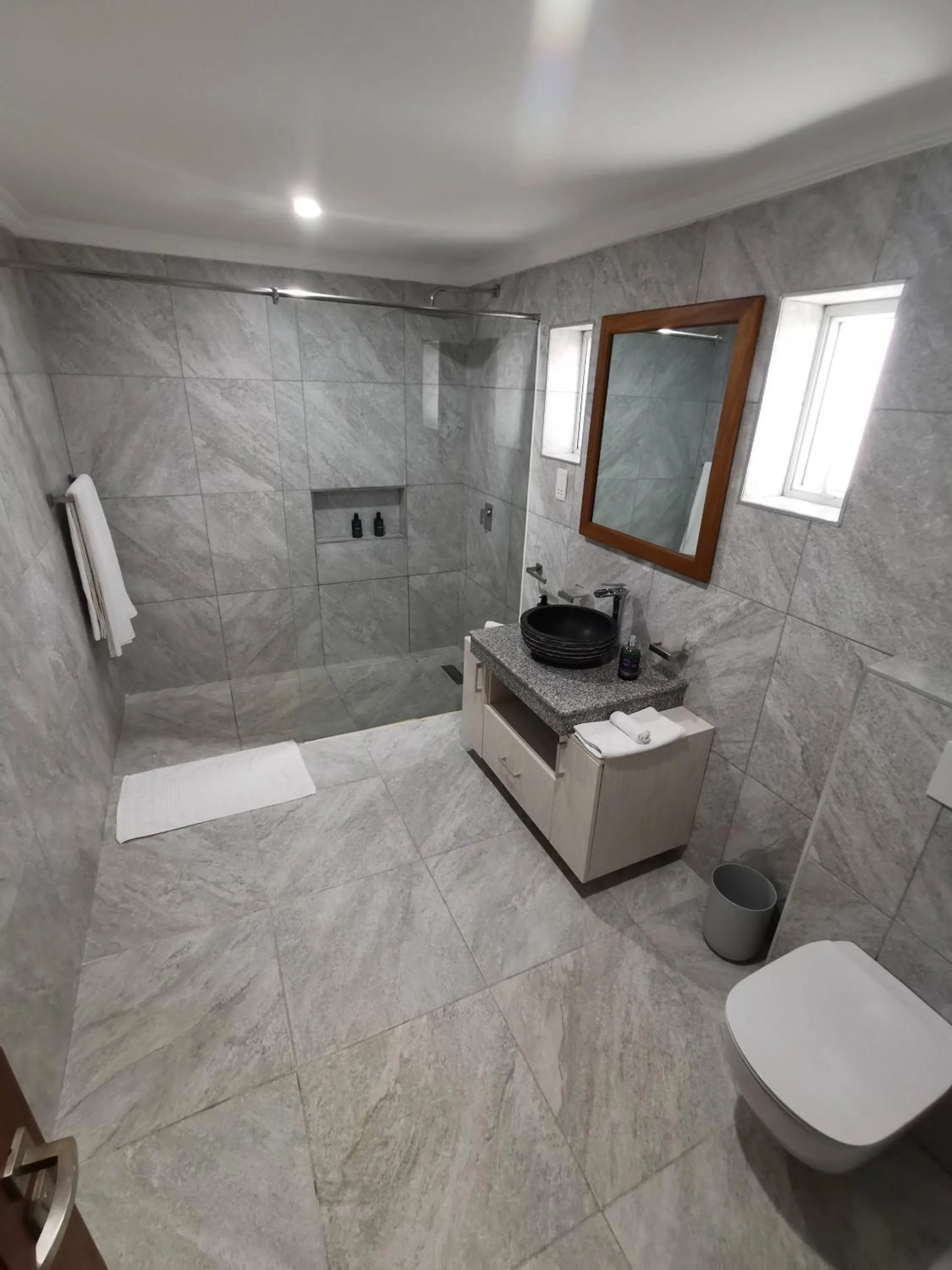 Searenity Beach Villa