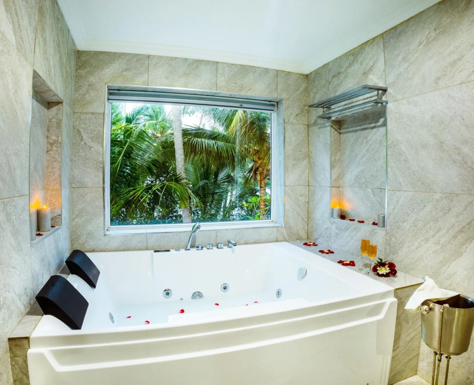 Searenity Beach Villa