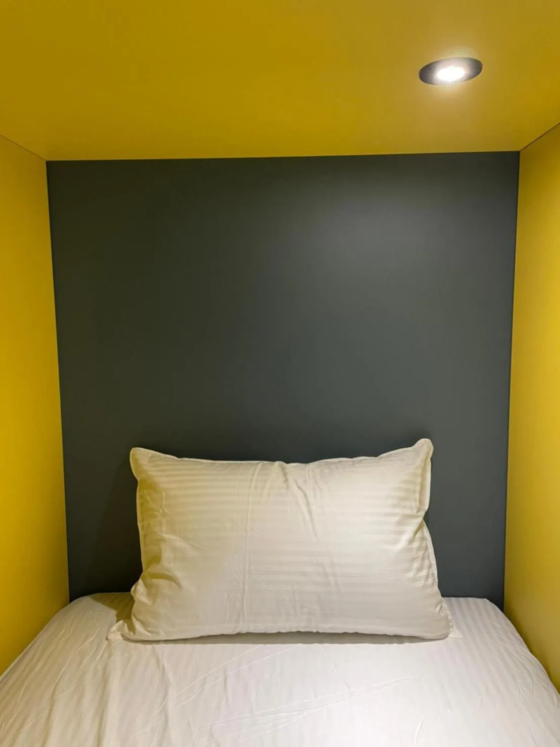 Bed in One Night Hostel