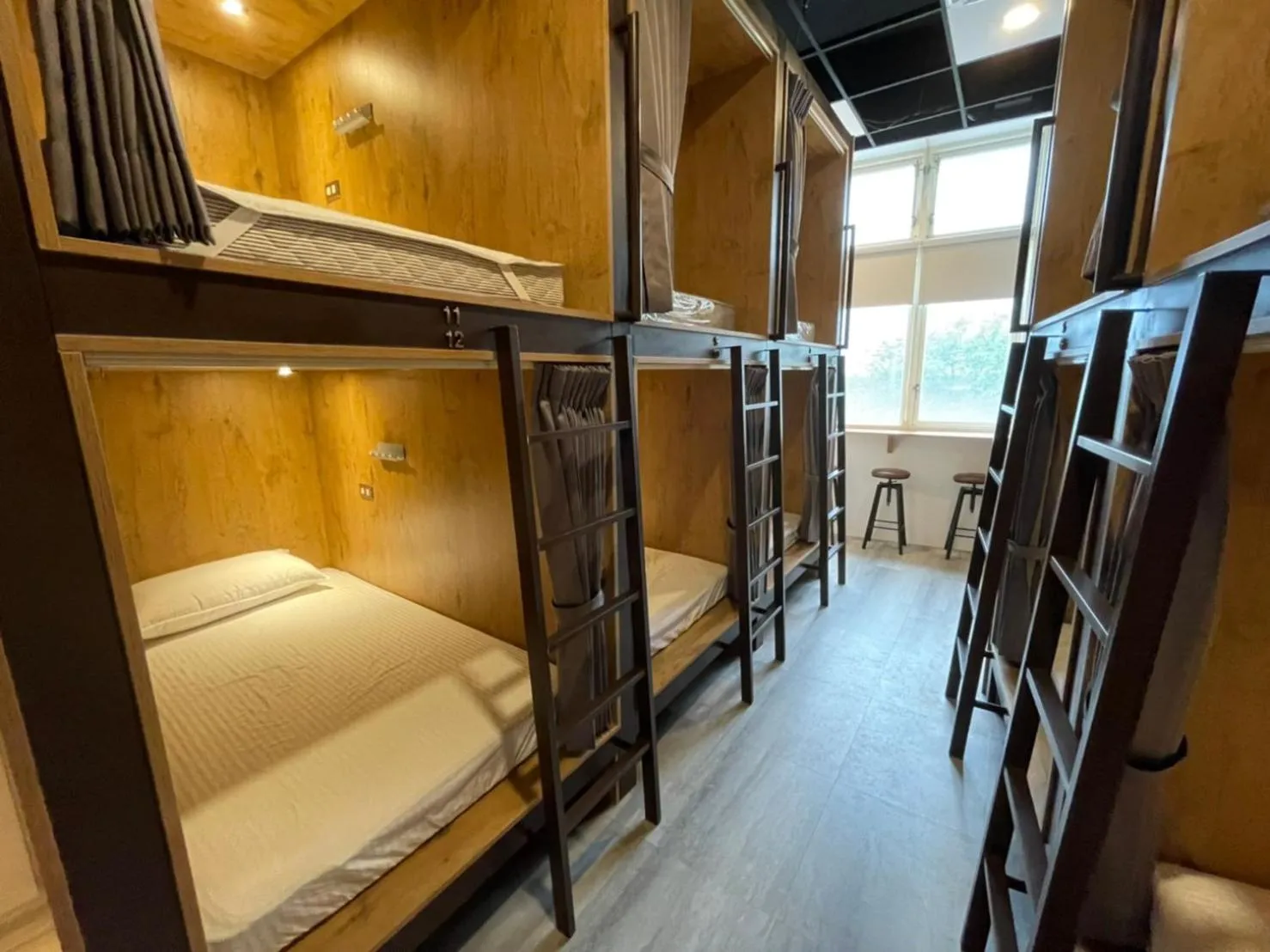 Bed in One Night Hostel