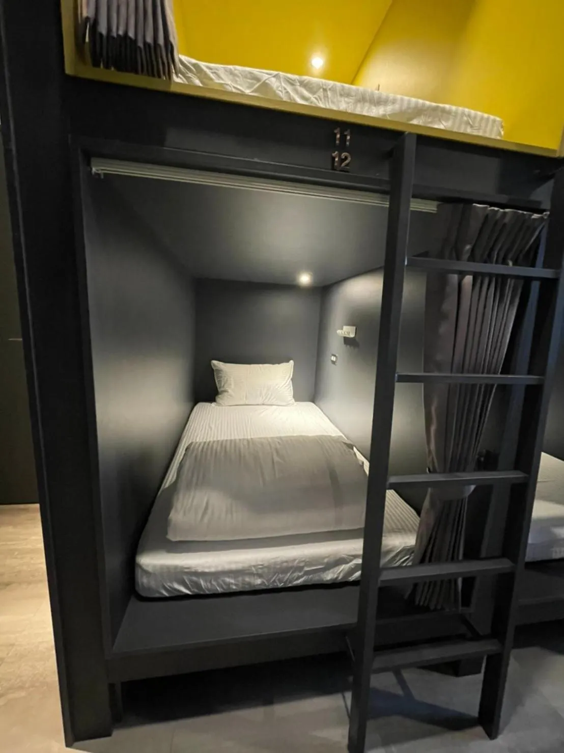 Bed in One Night Hostel