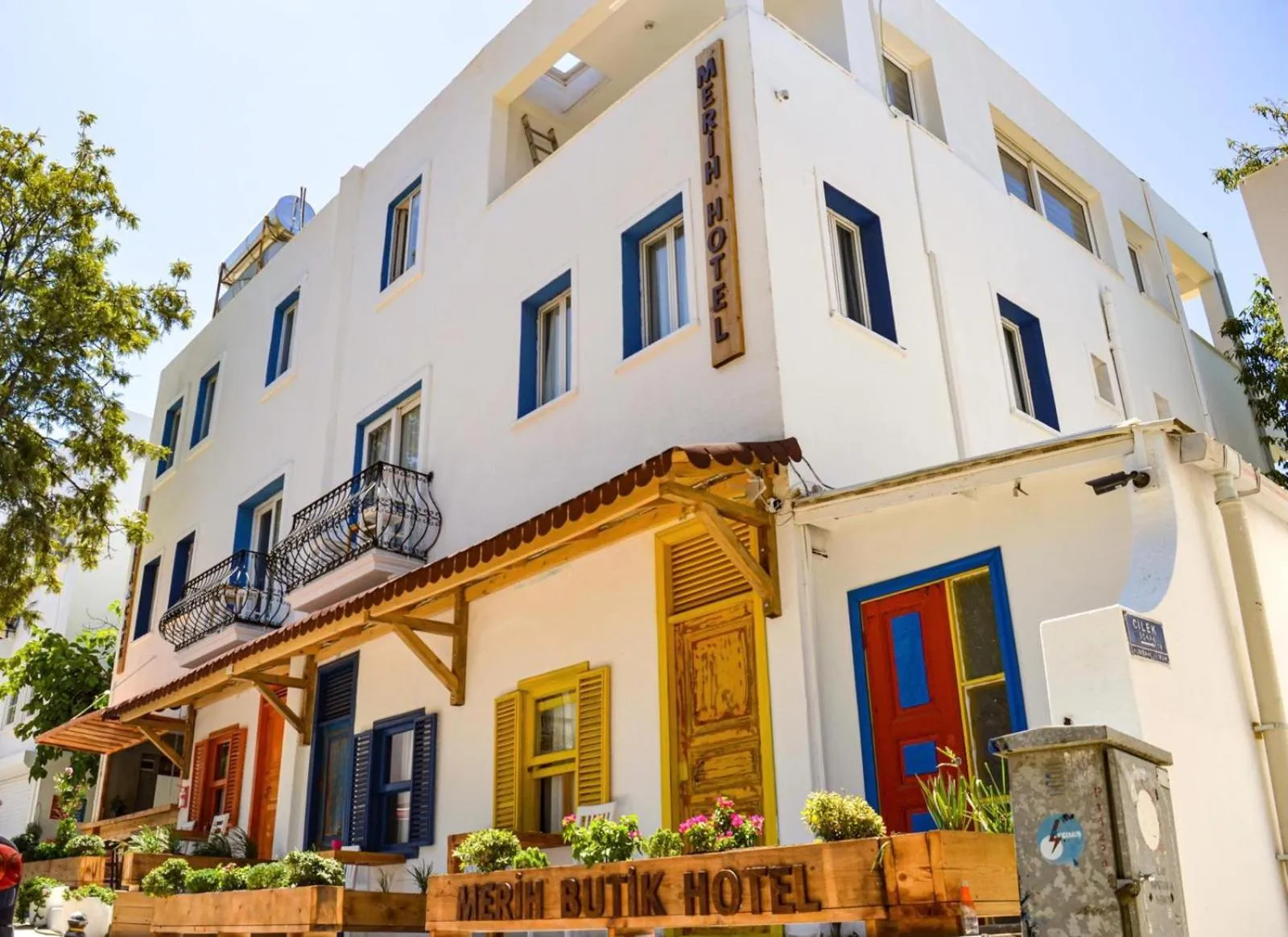 Property building in merih butik hotel