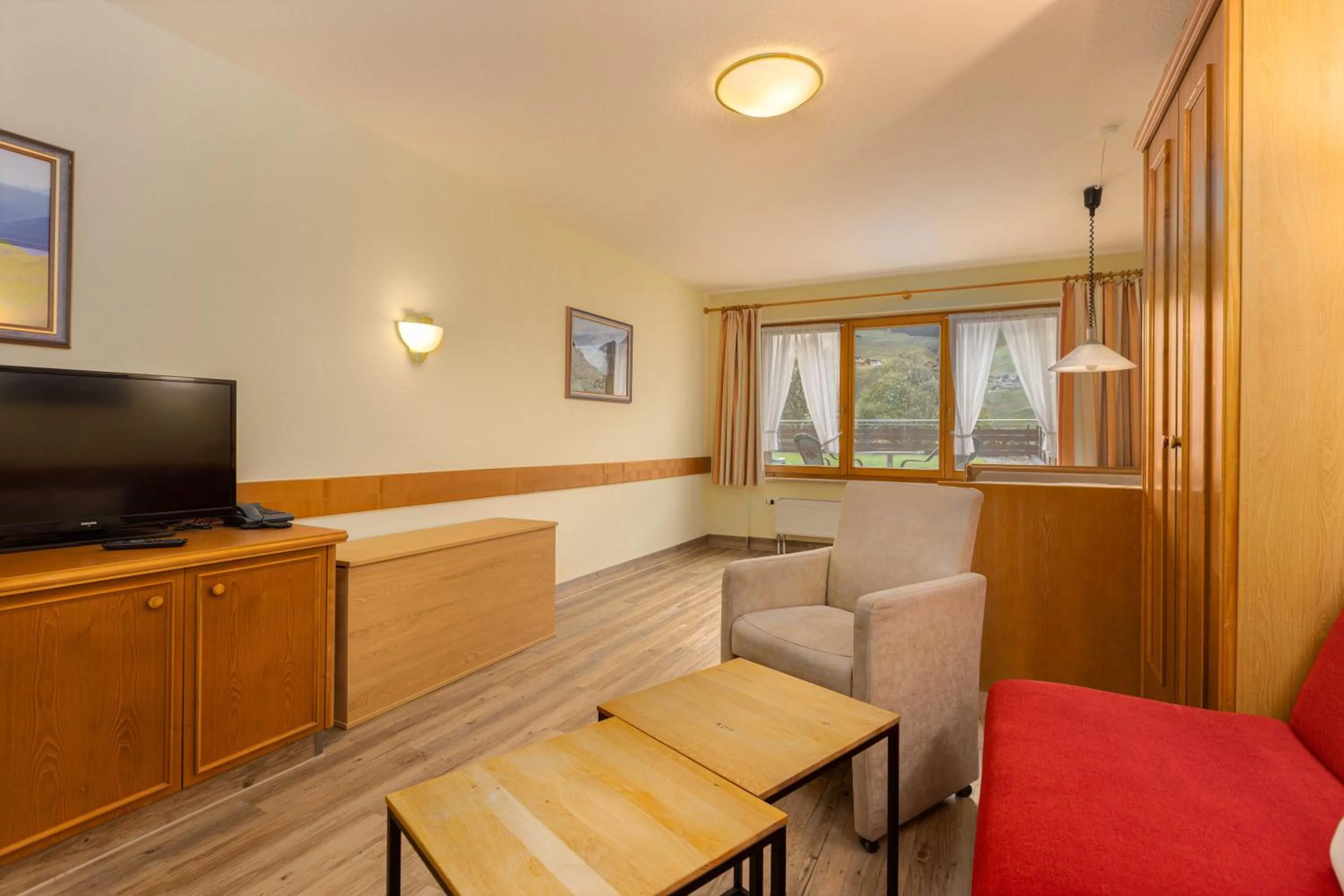 TV and multimedia in IFA Breitach Apartments Kleinwalsertal