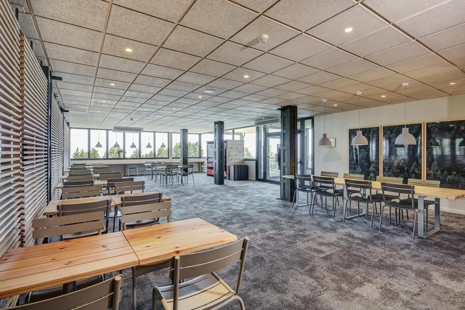 Lounge or bar in Abrigall Hostel Masella Lounge or bar in Abrigall Hostel Masella