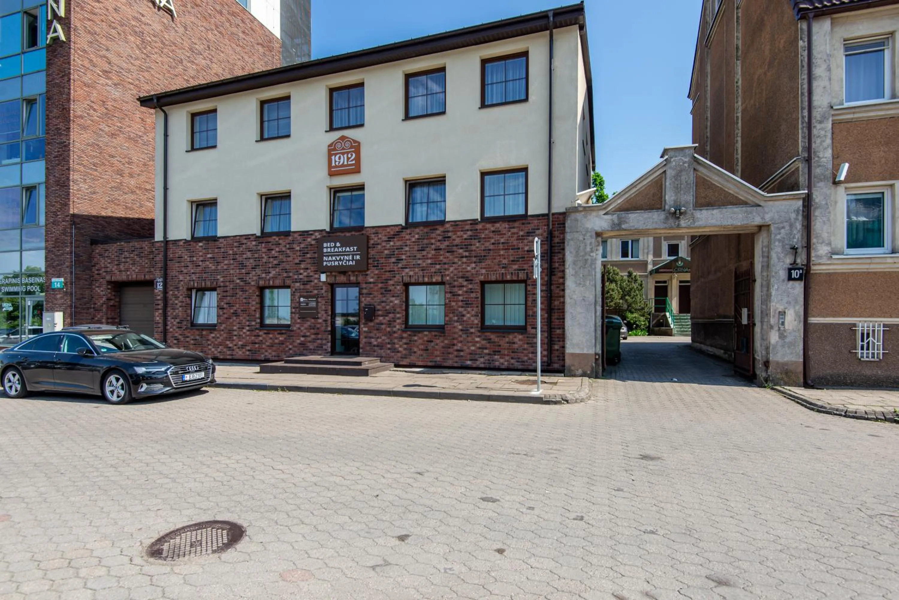 Property building in 1912 Bed & Breakfast