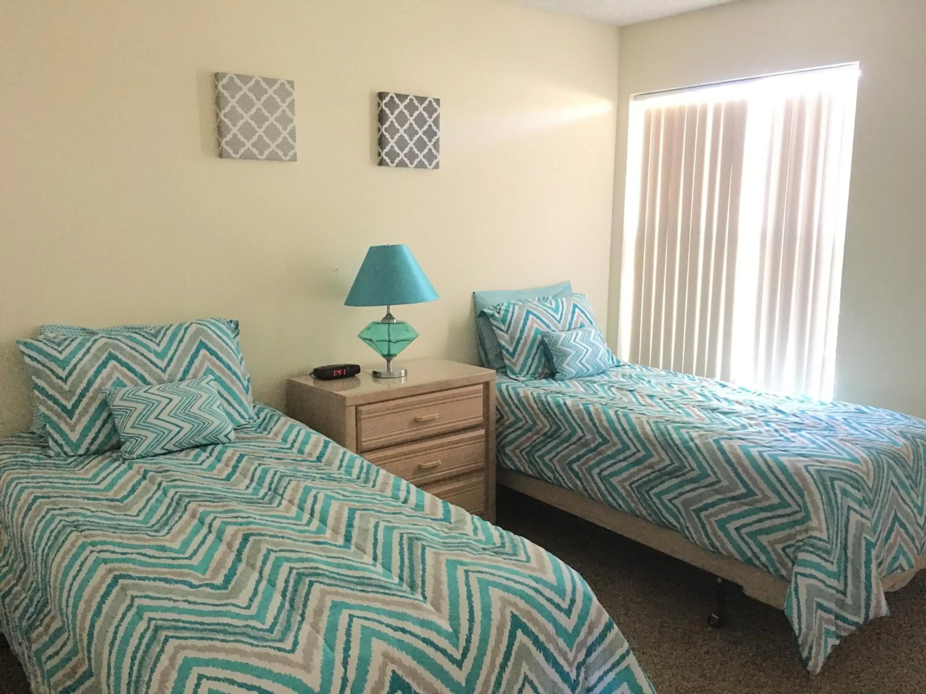 Bedroom, Bed in Mickey's Paradise