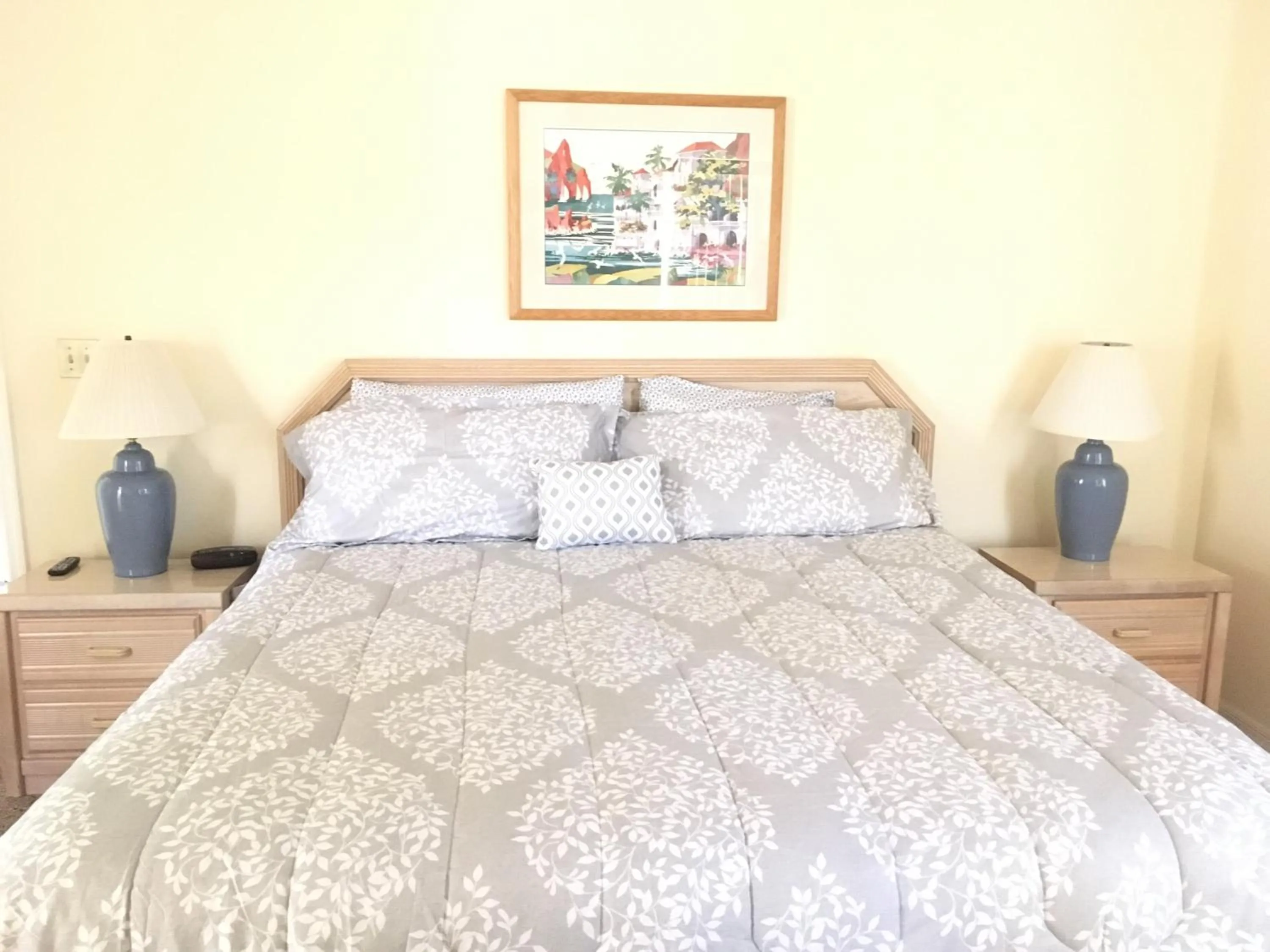 Bedroom, Bed in Mickey's Paradise