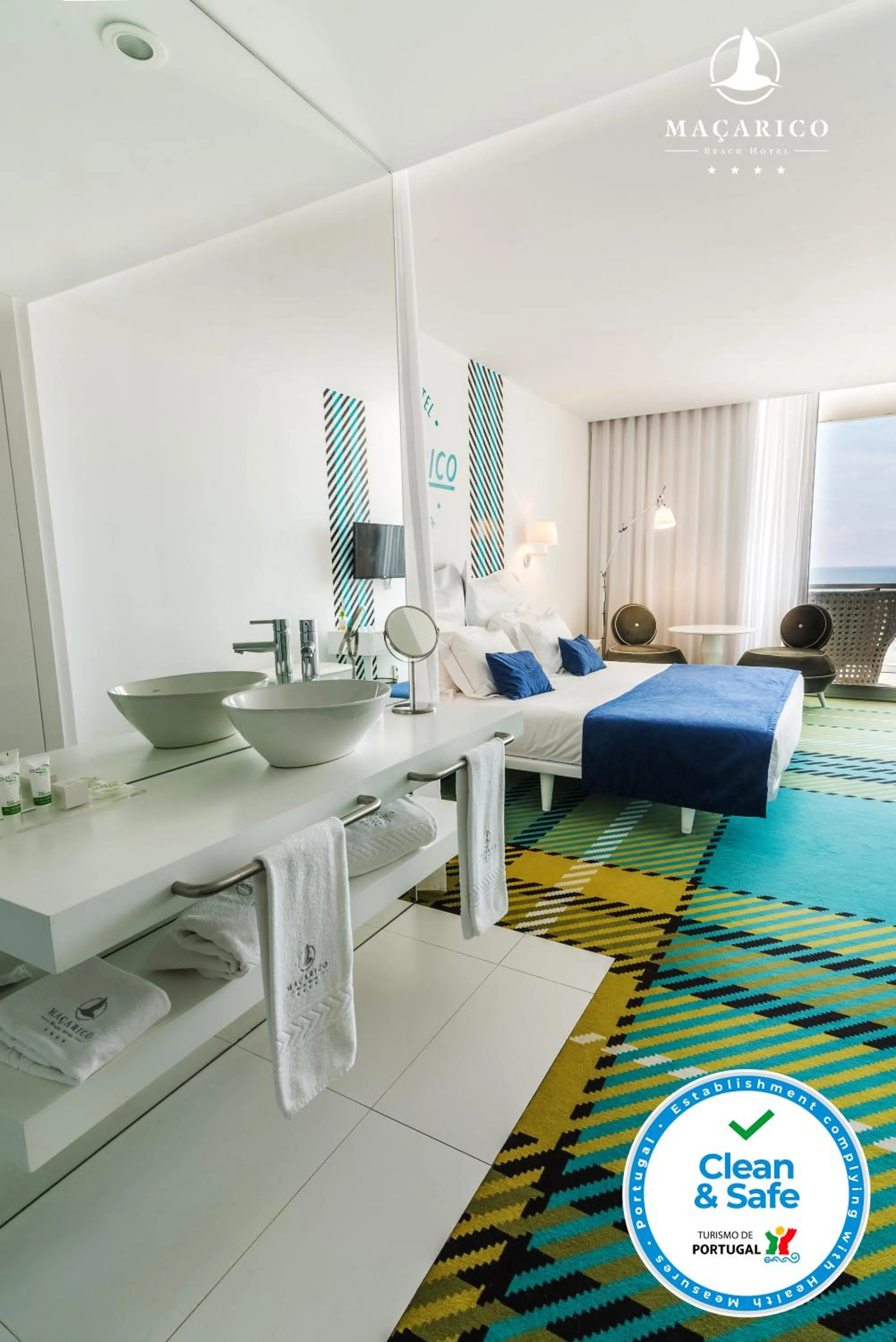 Toilet, Bed in Macarico Beach Hotel