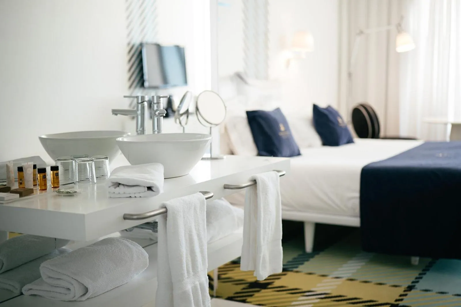 Bed in Macarico Beach Hotel