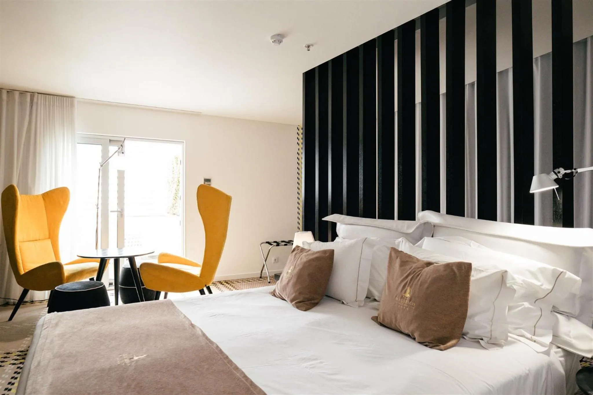 Bed in Macarico Beach Hotel