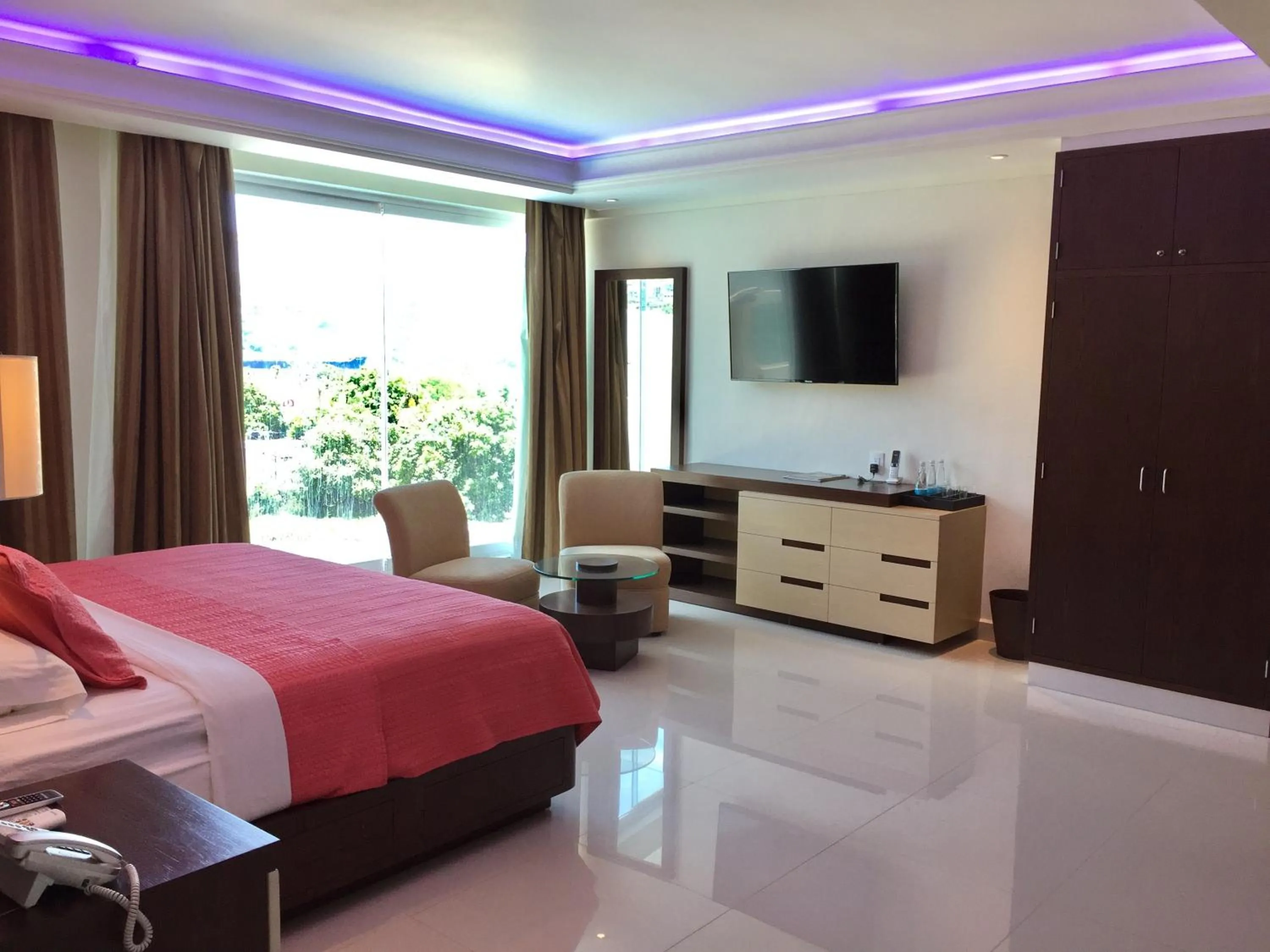 Photo of the whole room, Bed in Hotel Nilo