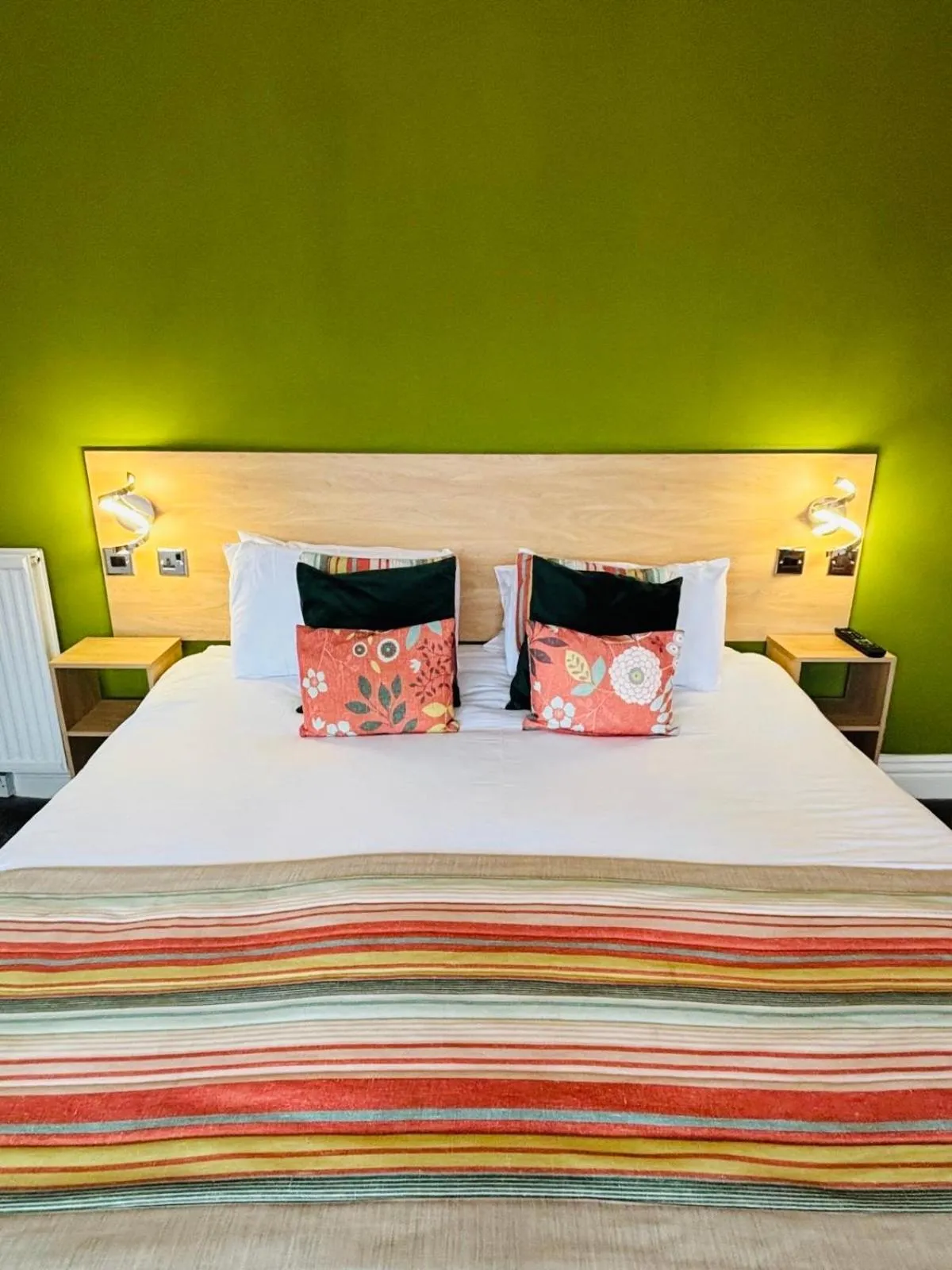 Bed in The Beaucliffe Hotel