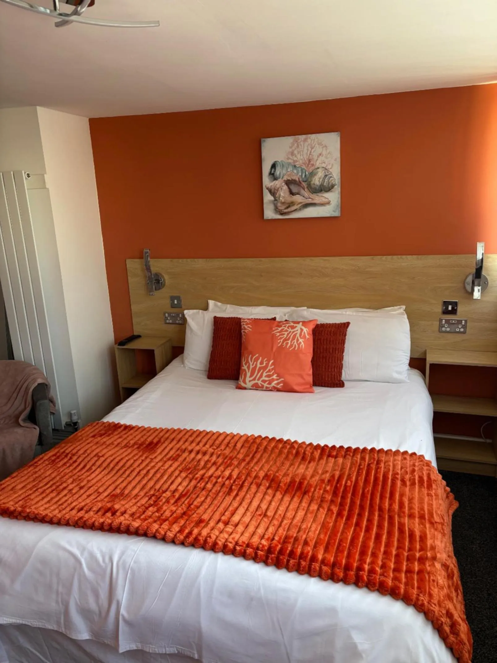 Bed in The Beaucliffe Hotel