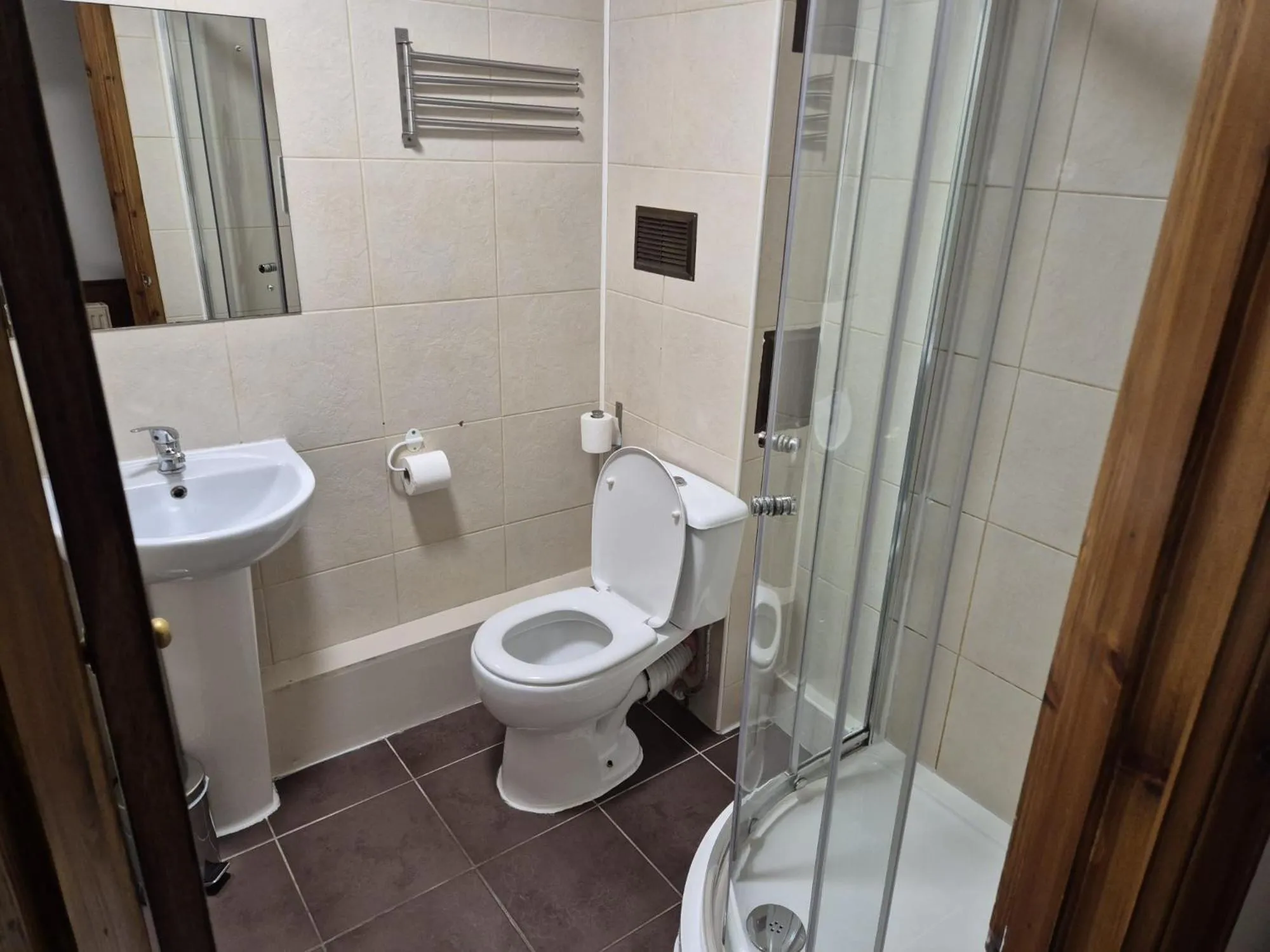 Bathroom in Glasgow House