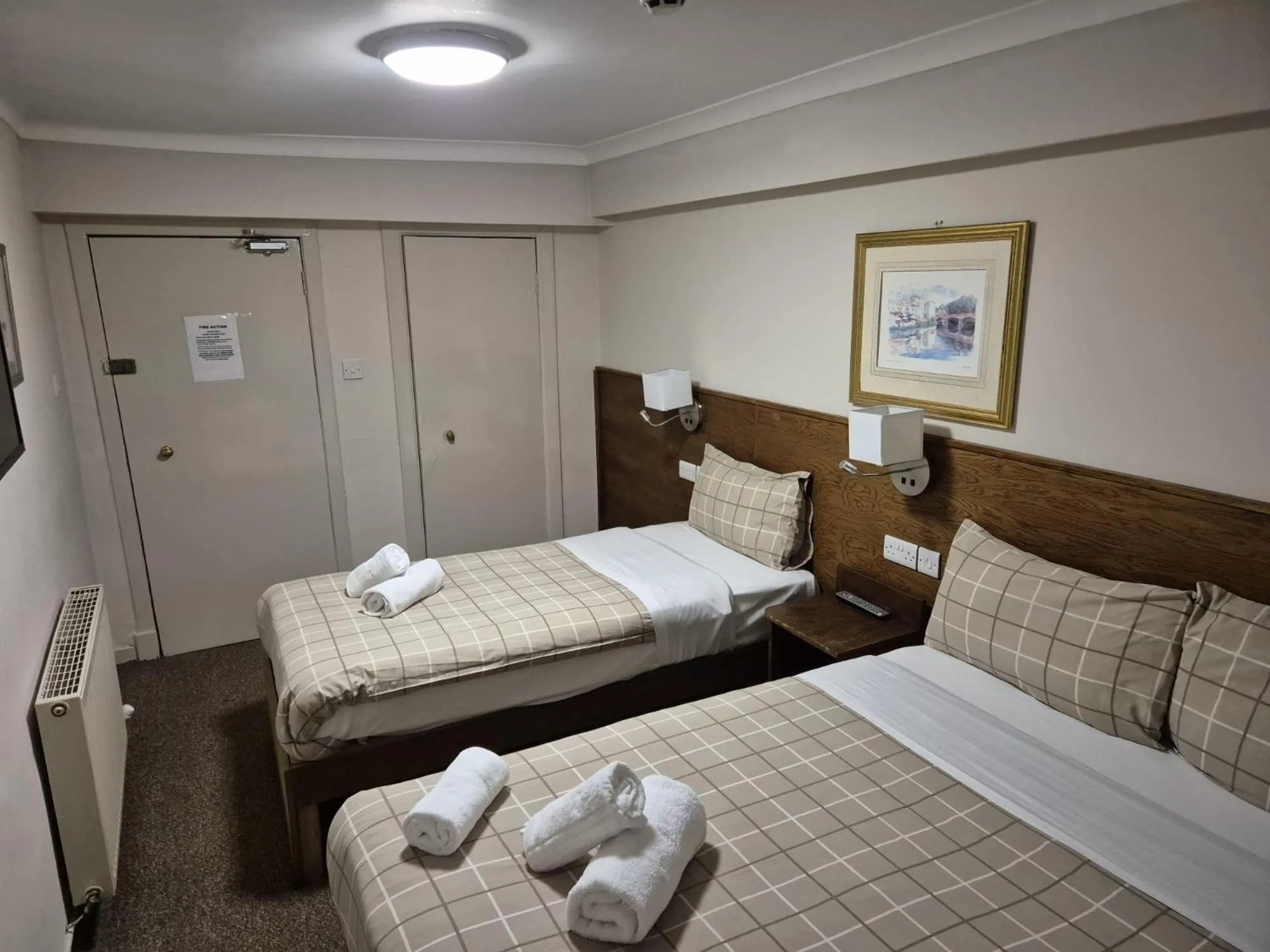 Bed in Glasgow House