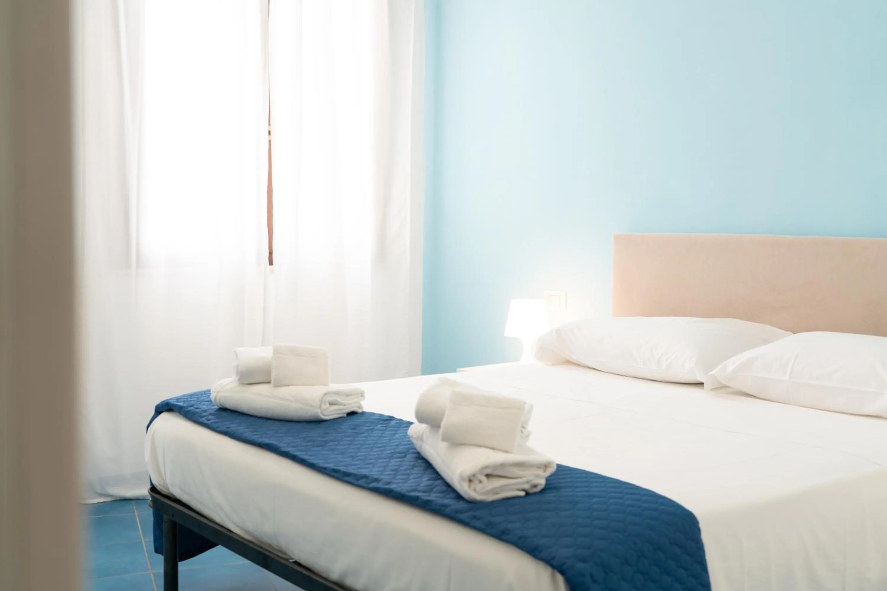 Bed in Elimi Favignana Apartments - Residence in città