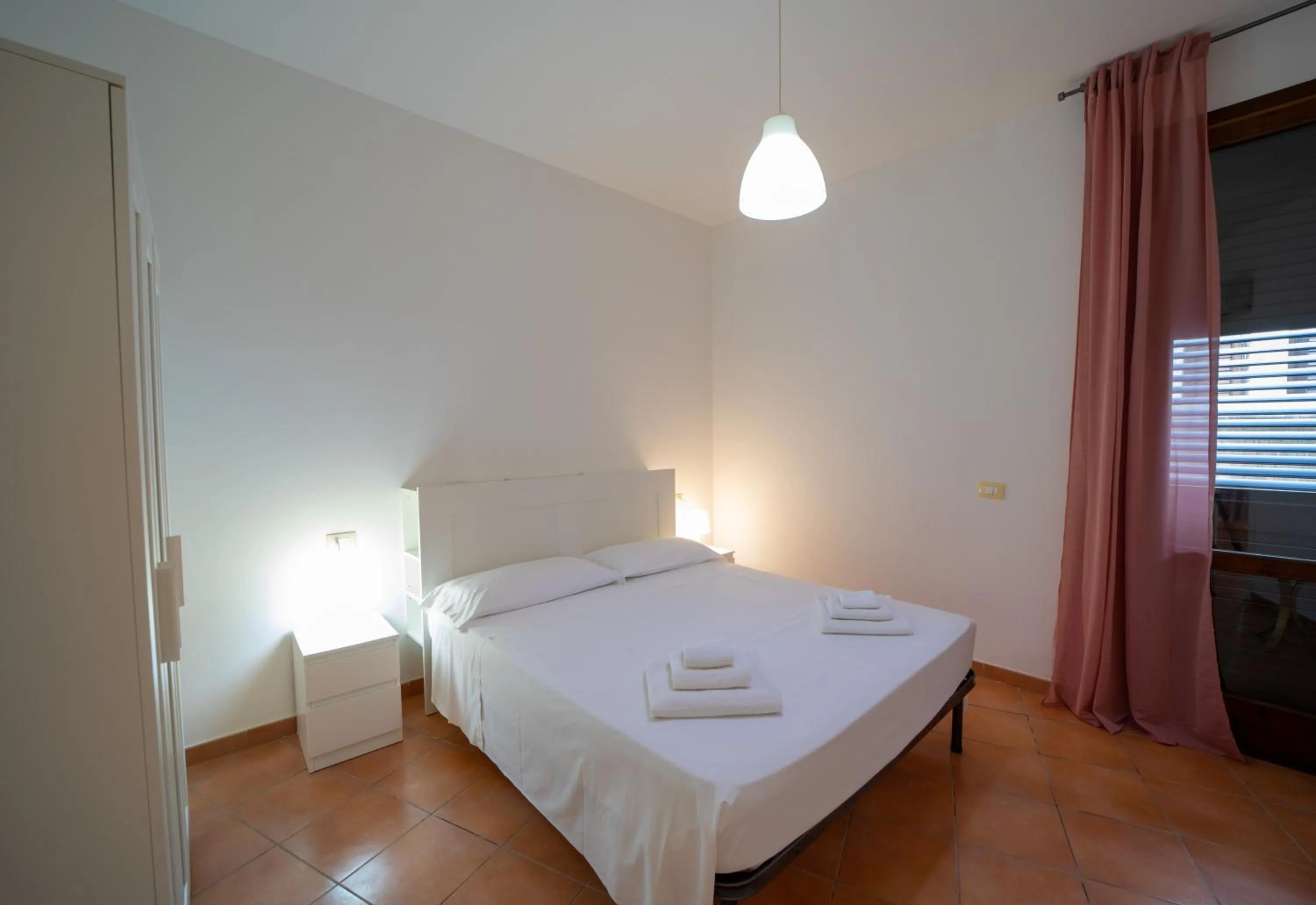 Bed in Elimi Favignana Apartments - Residence in città