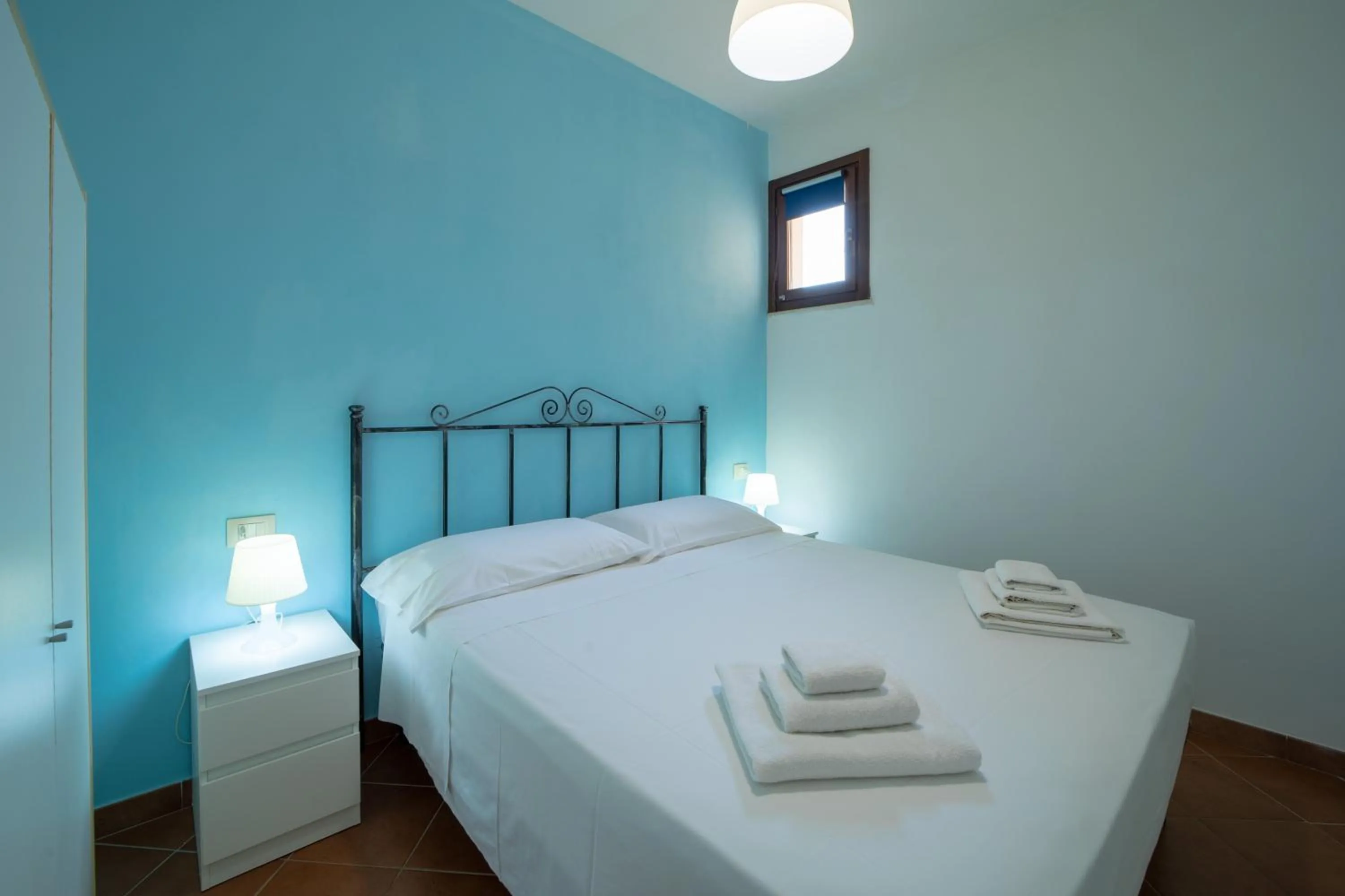 Bed in Elimi Favignana Apartments - Residence in città
