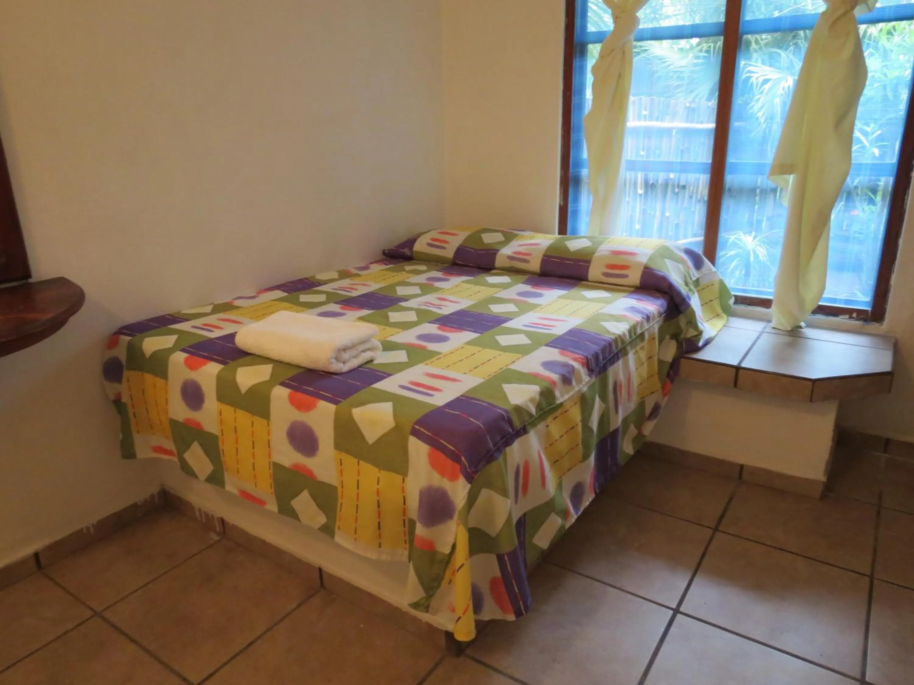 Photo of the whole room in Eco Coco Loco by Rotamundos