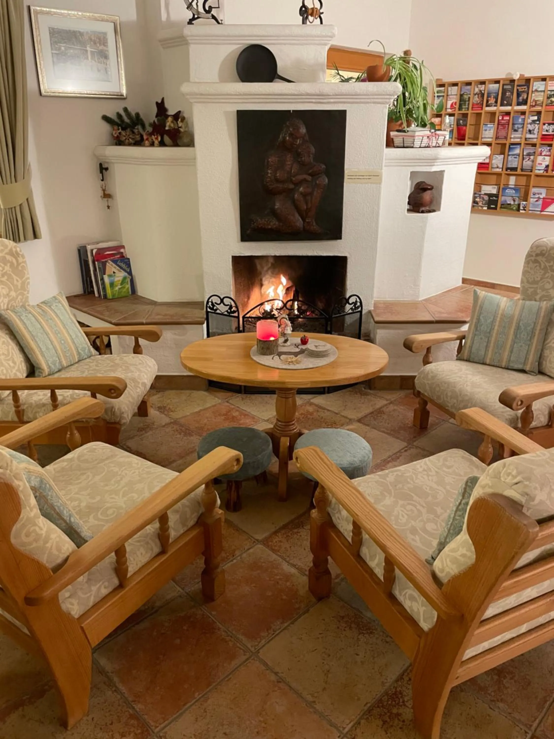 Lobby or reception in Gartenhotel Rosenhof bei Kitzbühel