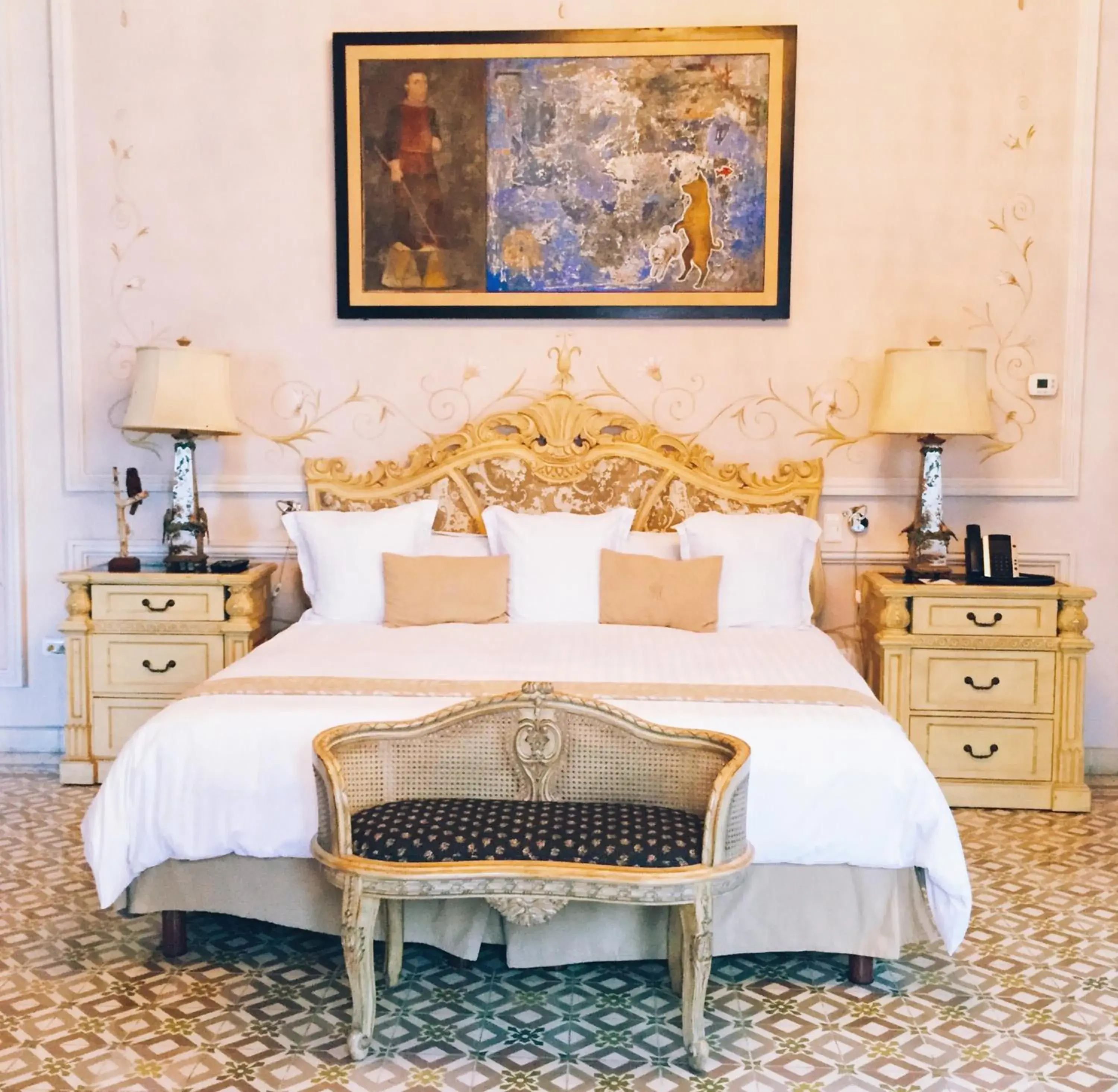 Bed in Mansión Mérida Boutique Hotel - Restaurant Bed in Mansión Mérida Boutique Hotel - Restaurant