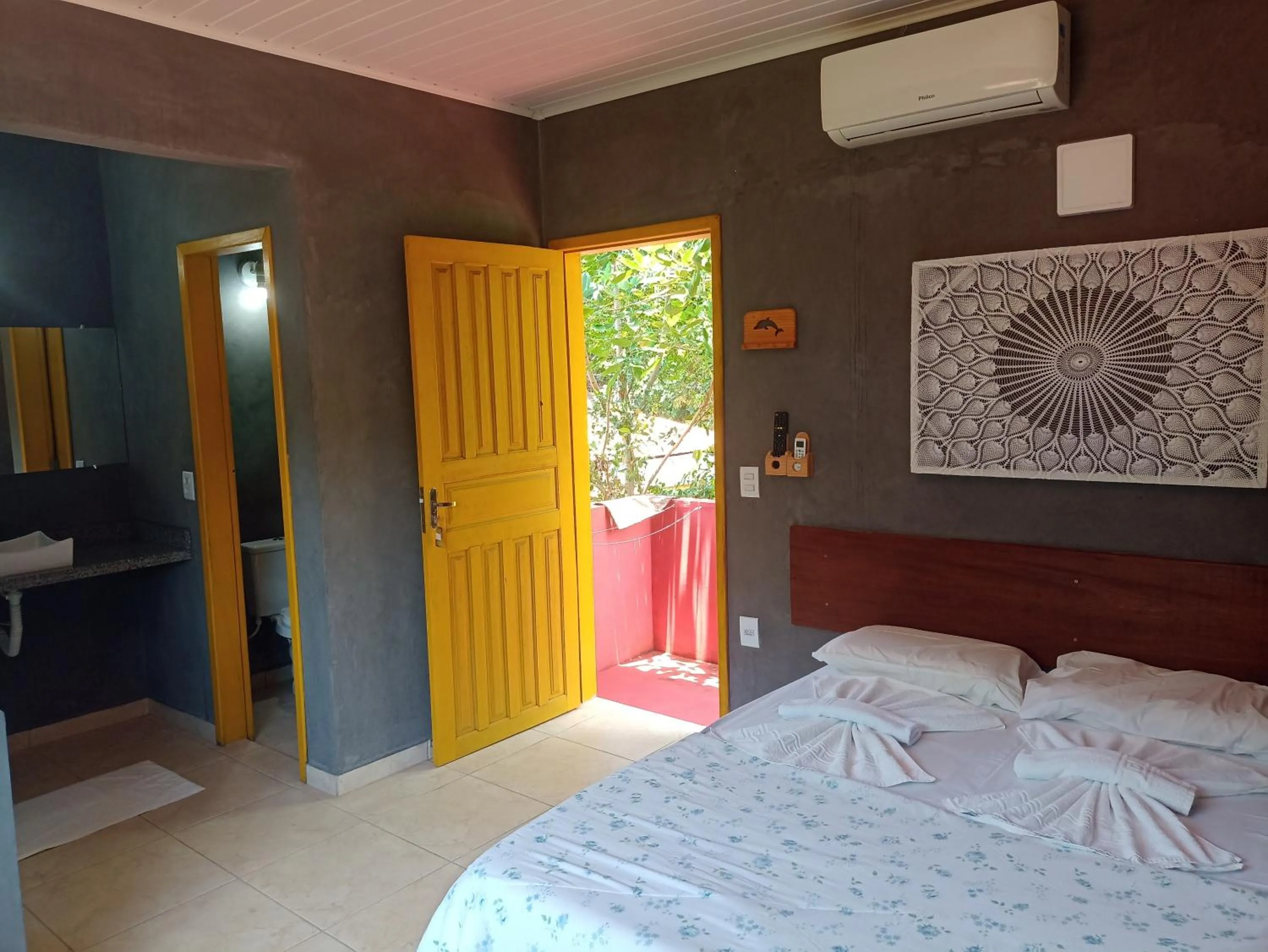 Photo of the whole room in Pousada ZEN Cumuruxatiba