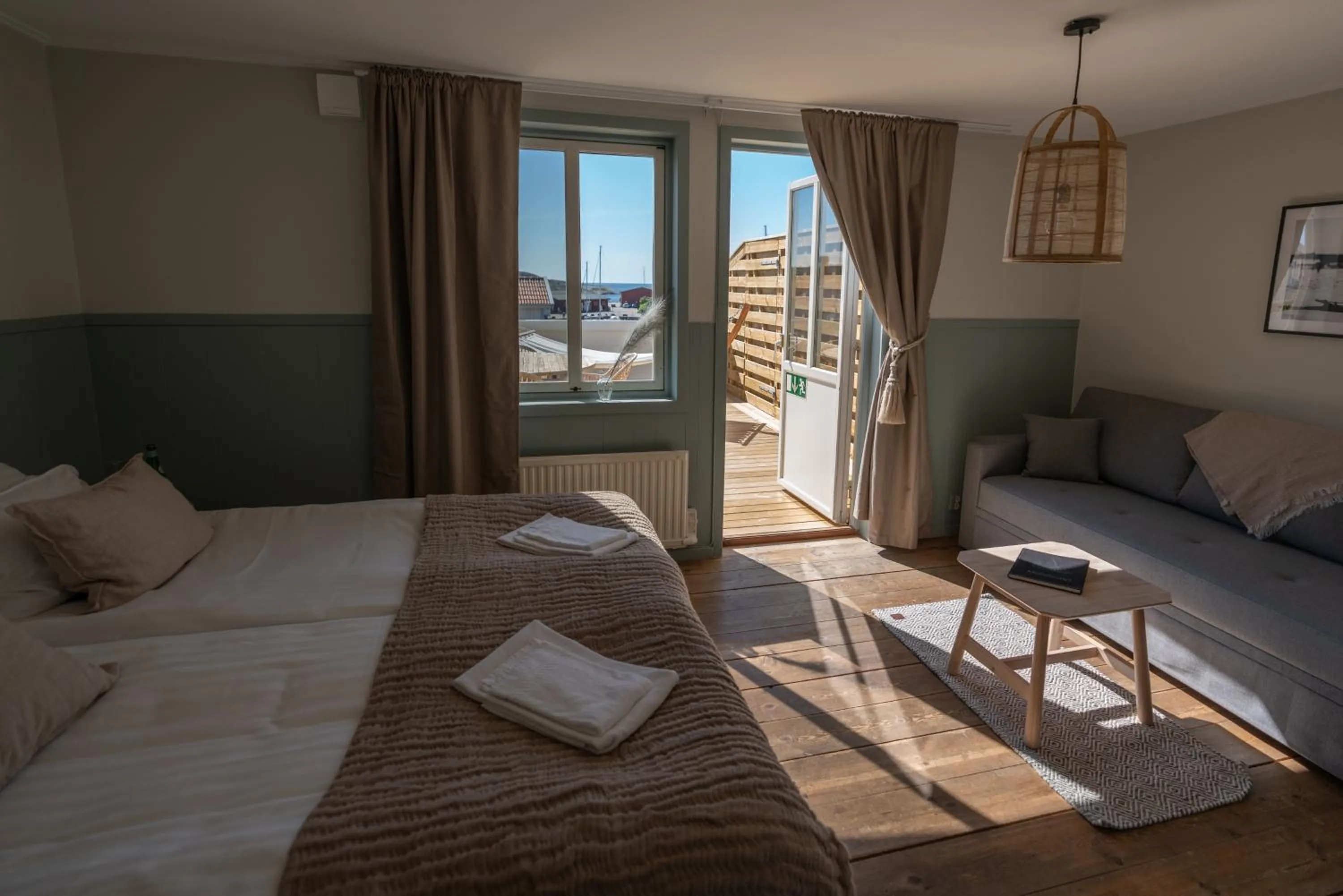 Bed in Mollösunds Wärdshus