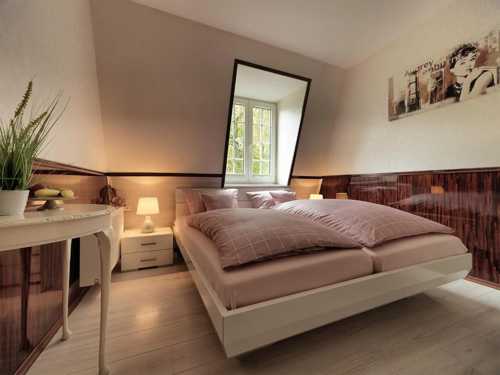 Deluxe Double Room with Bath in Parkhotel Wienburg Münster Deluxe Double Room with Bath in Parkhotel Wienburg Münster