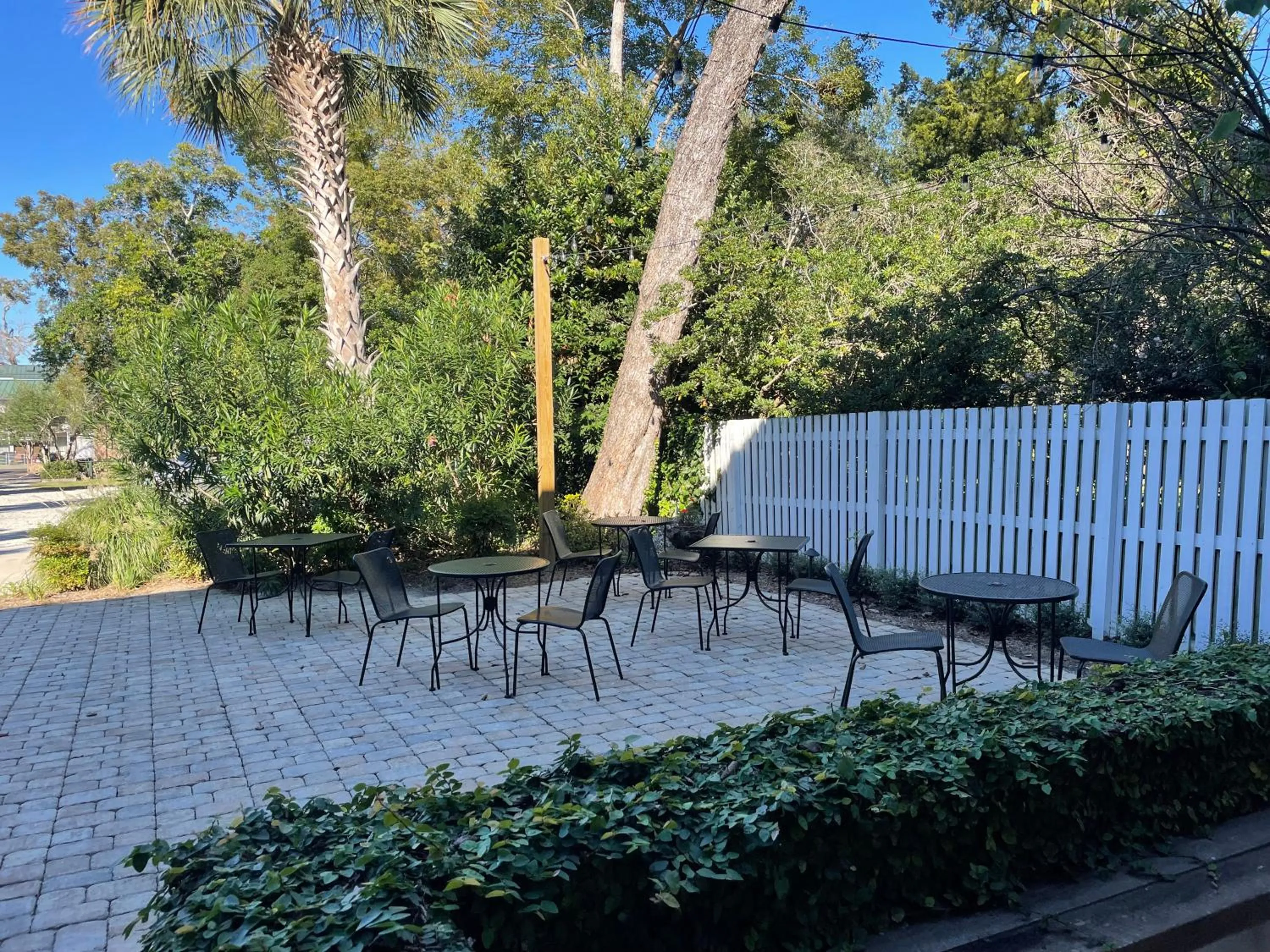 Day in 607 Bay Inn Downtown Beaufort