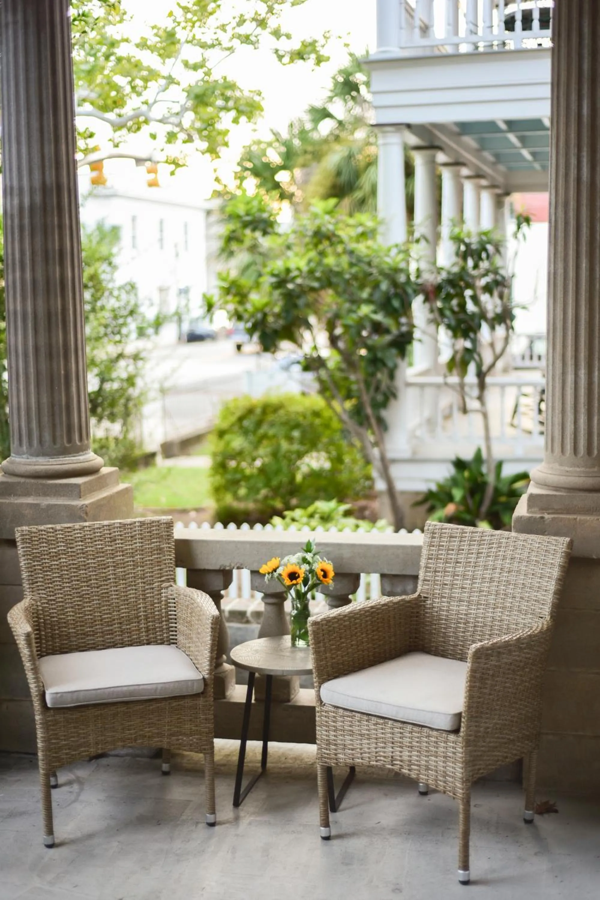 Patio in 607 Bay Inn Downtown Beaufort