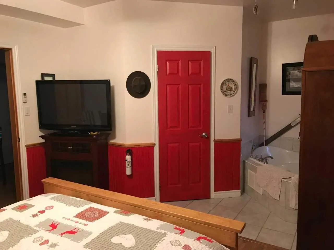 Photo of the whole room, Bed in Our Valley View Bed & Breakfast