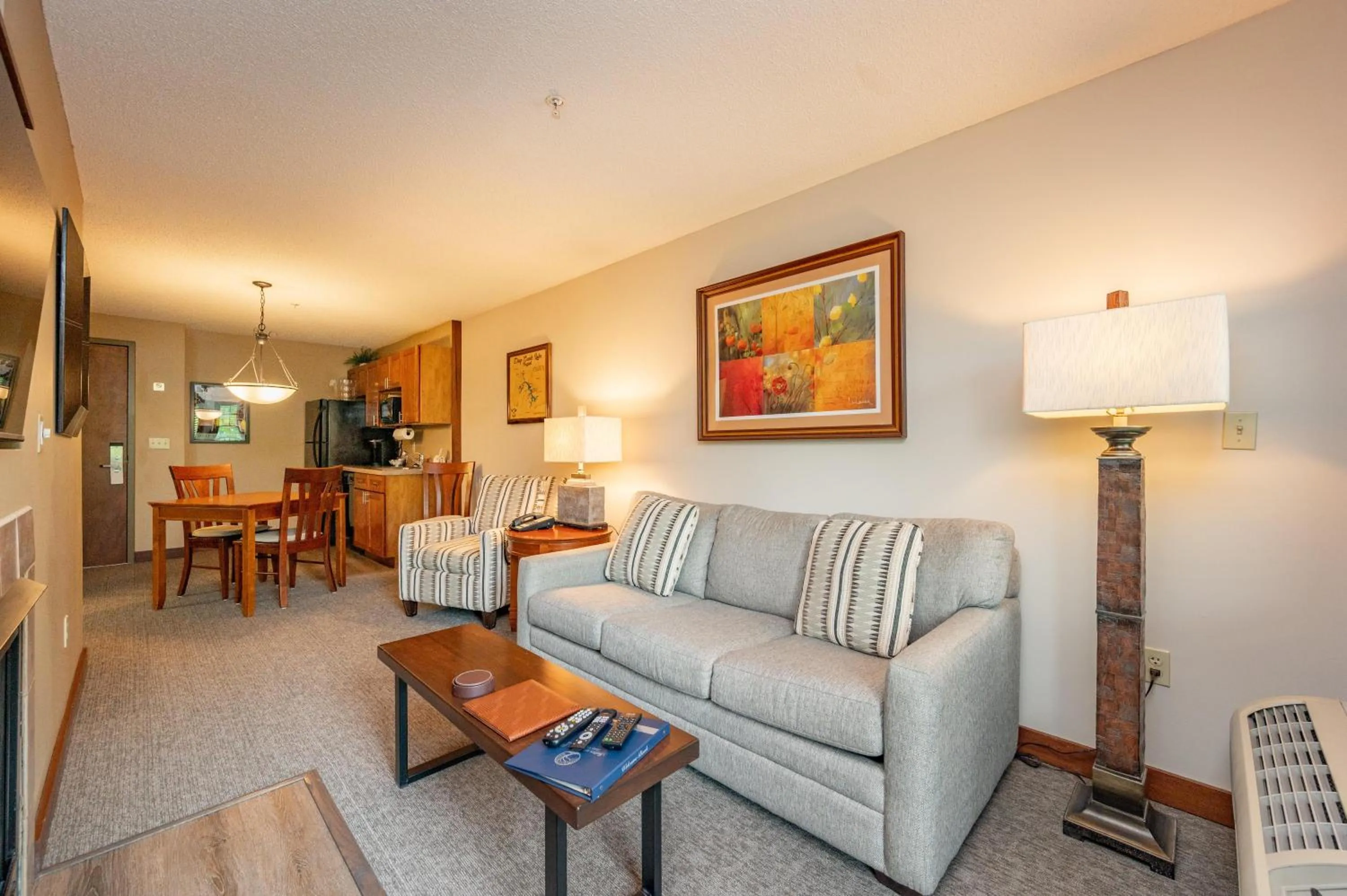 B205 One Bedroom Lake View