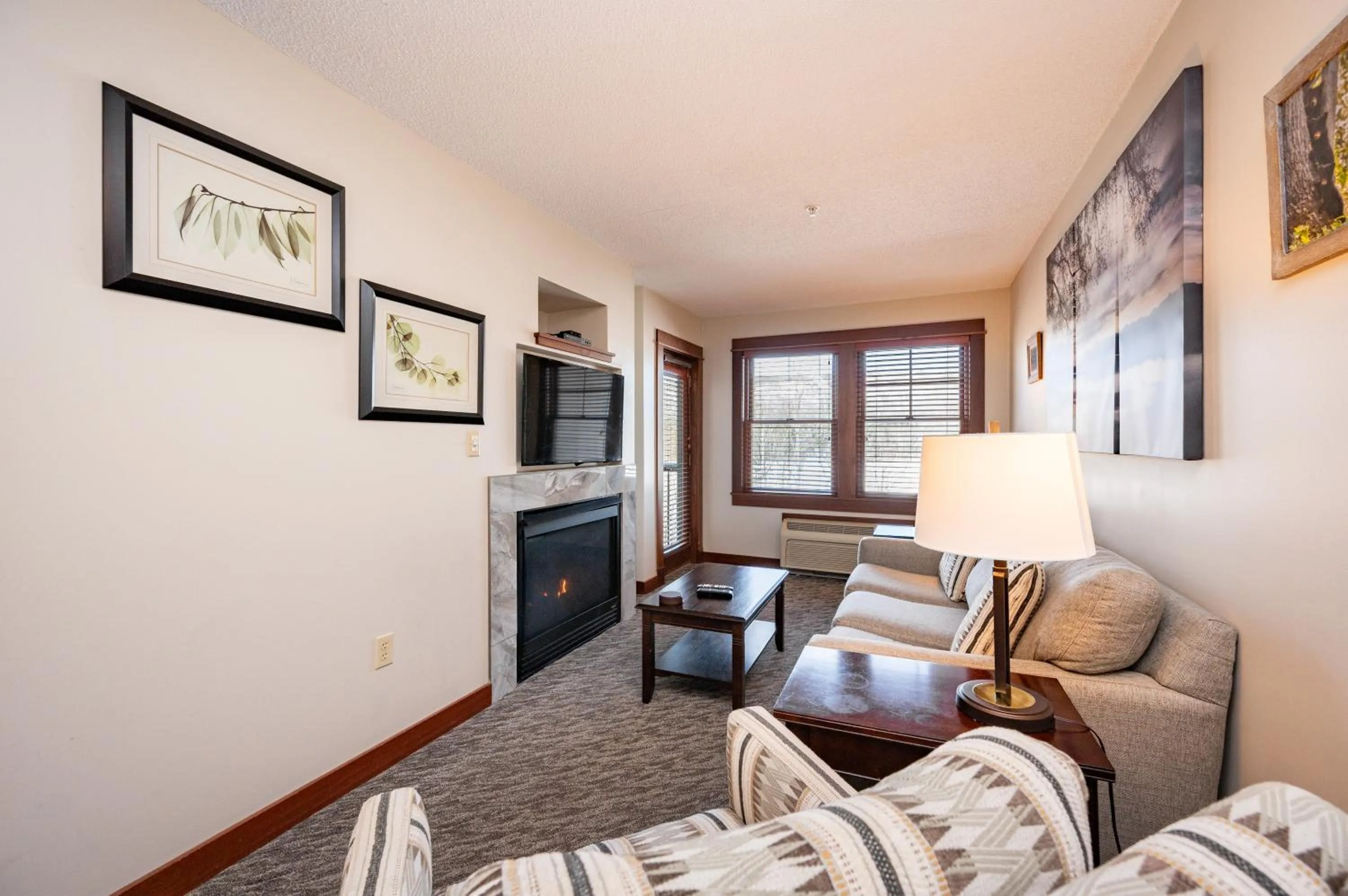 A205 One Bedroom Lake View