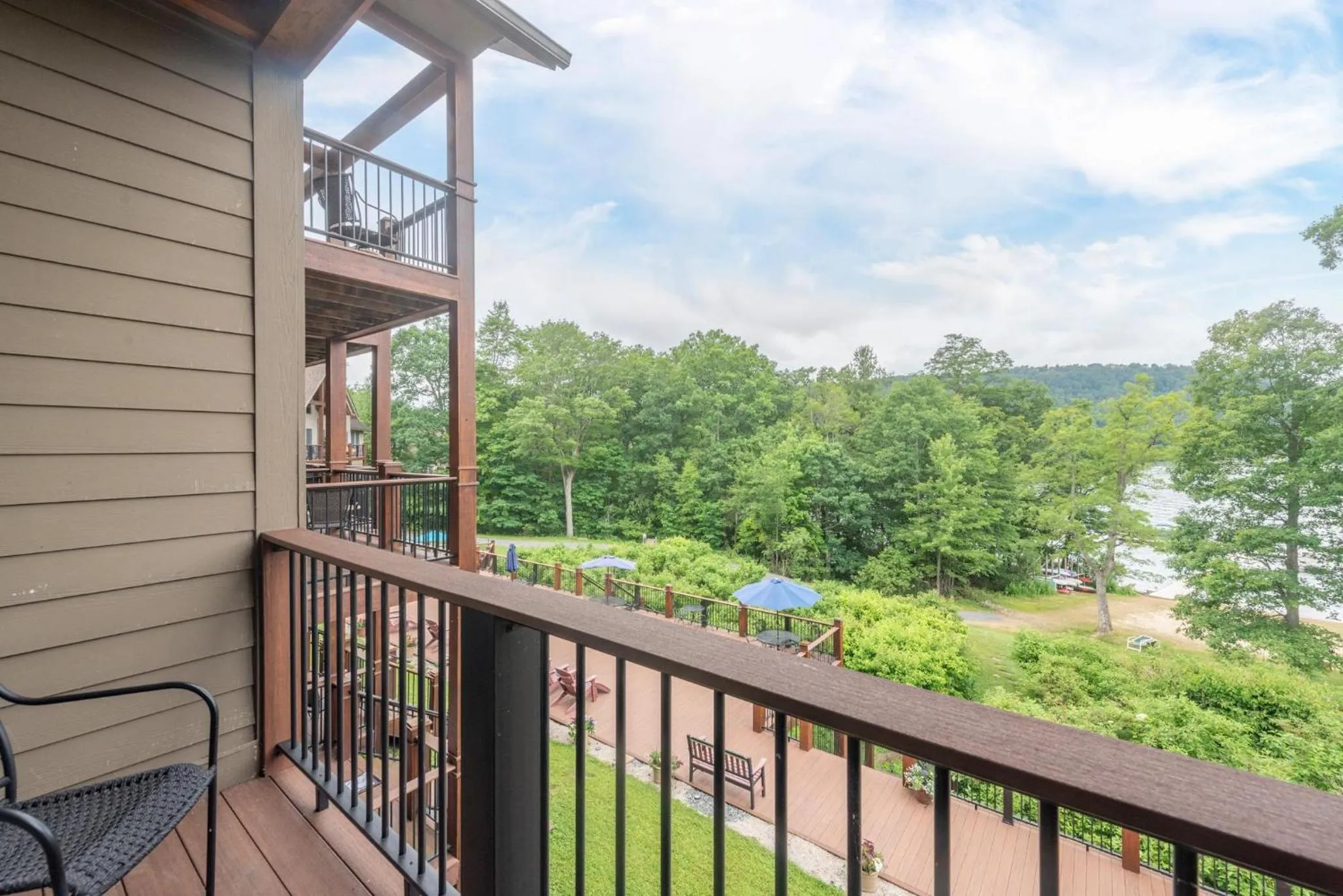 A205 One Bedroom Lake View