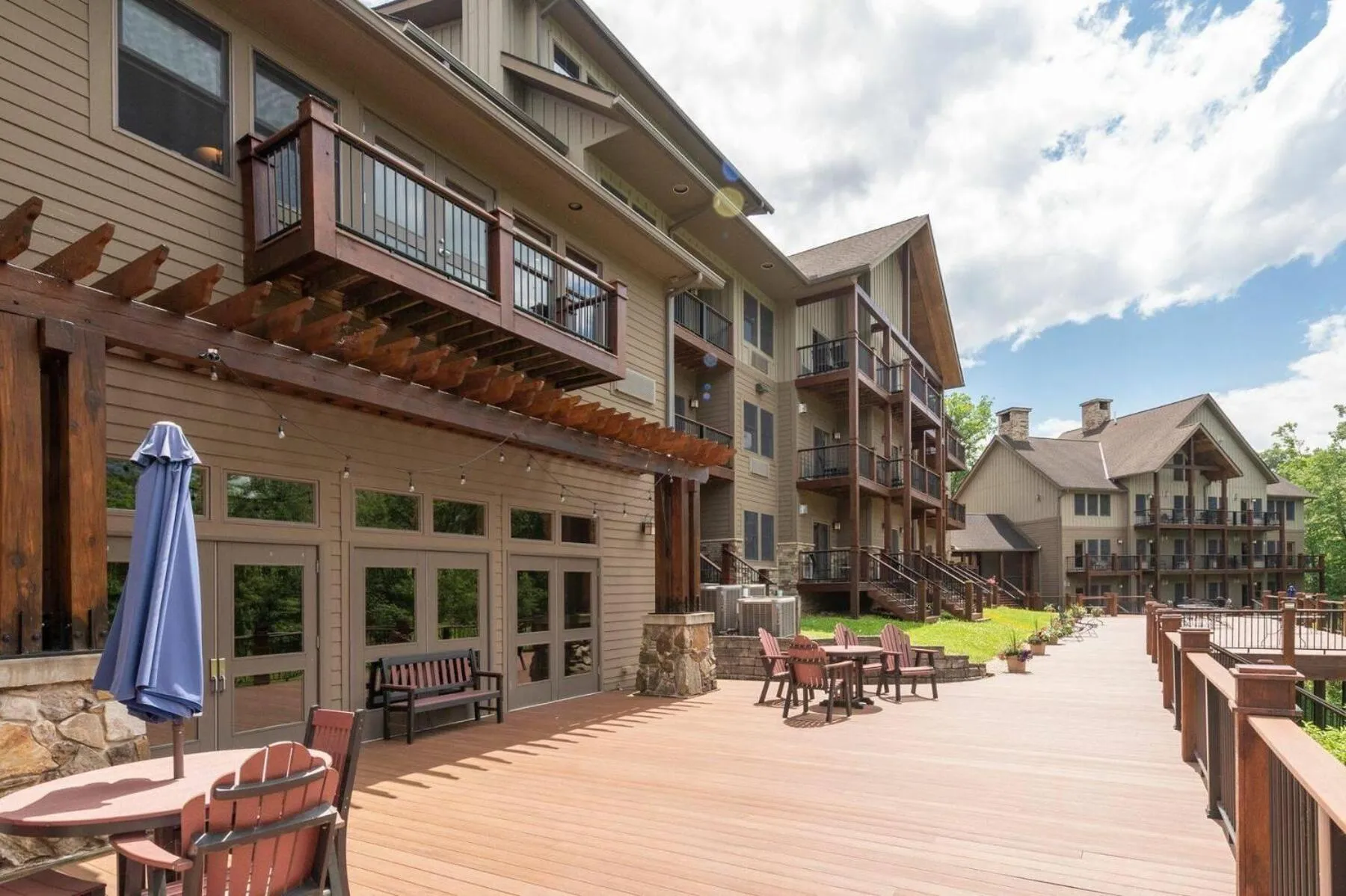 A209 Studio Lake View