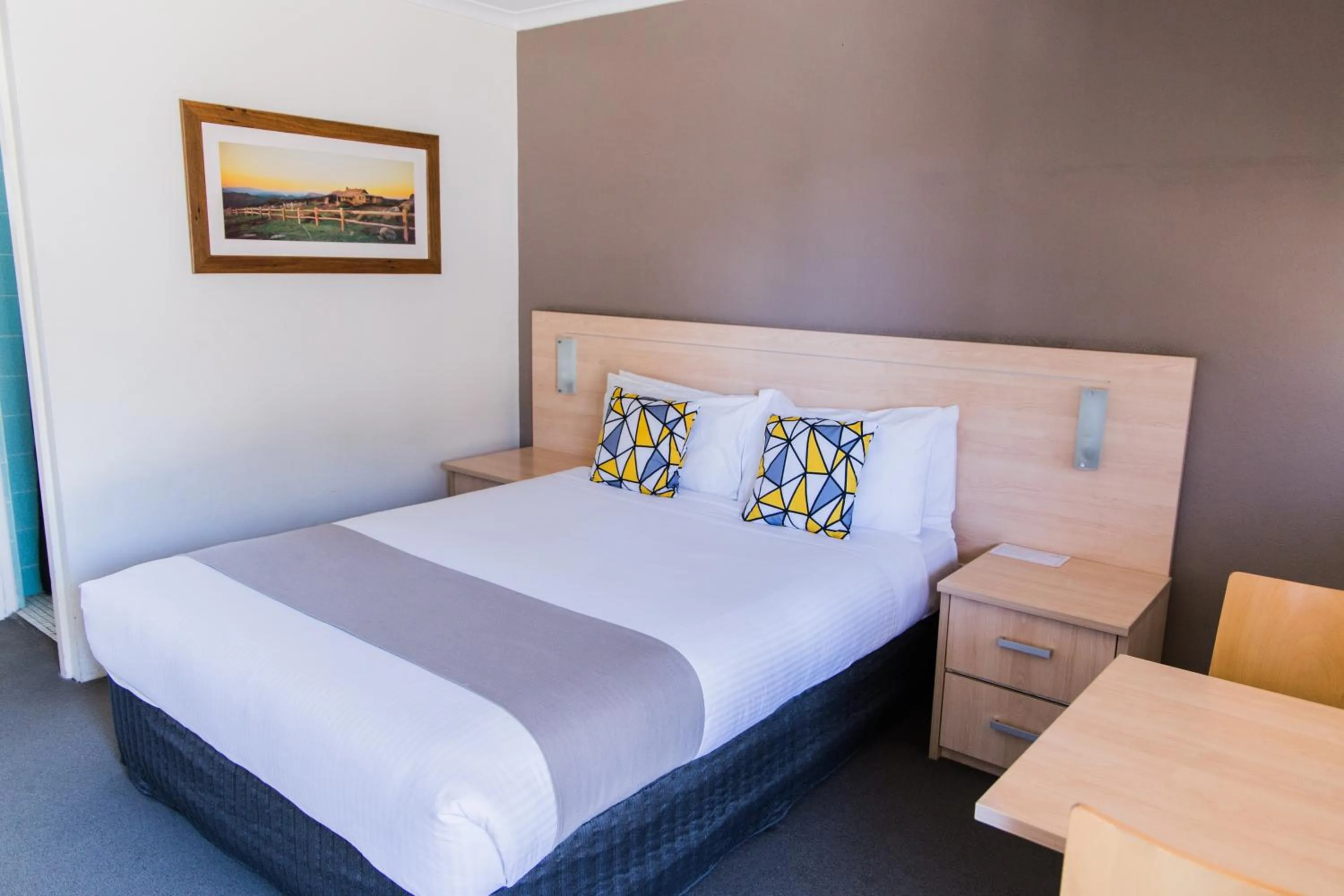 Photo of the whole room in Kite Street Units - Contactless Check in